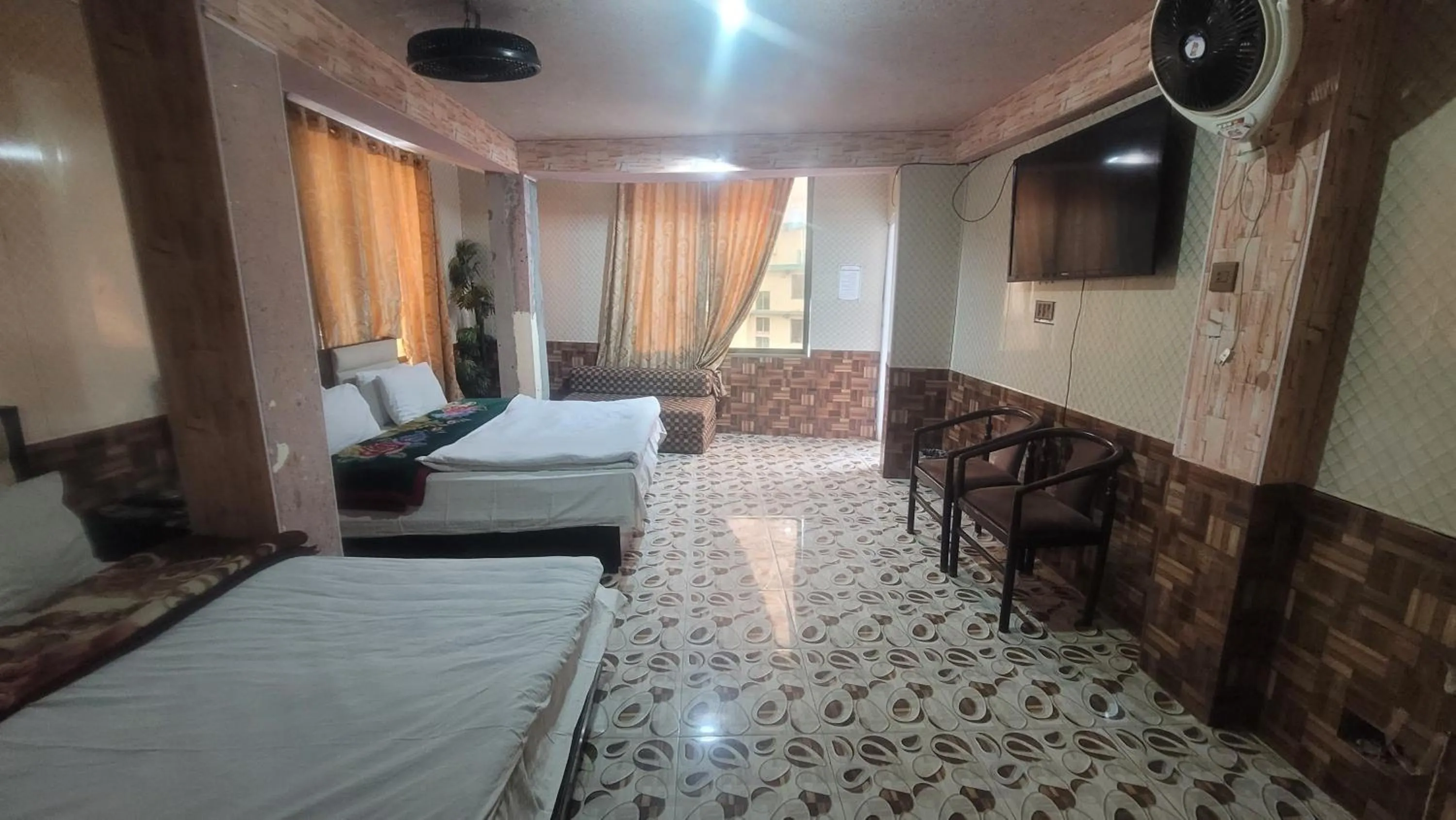 Bedroom, Bed in Pleasant View Murree