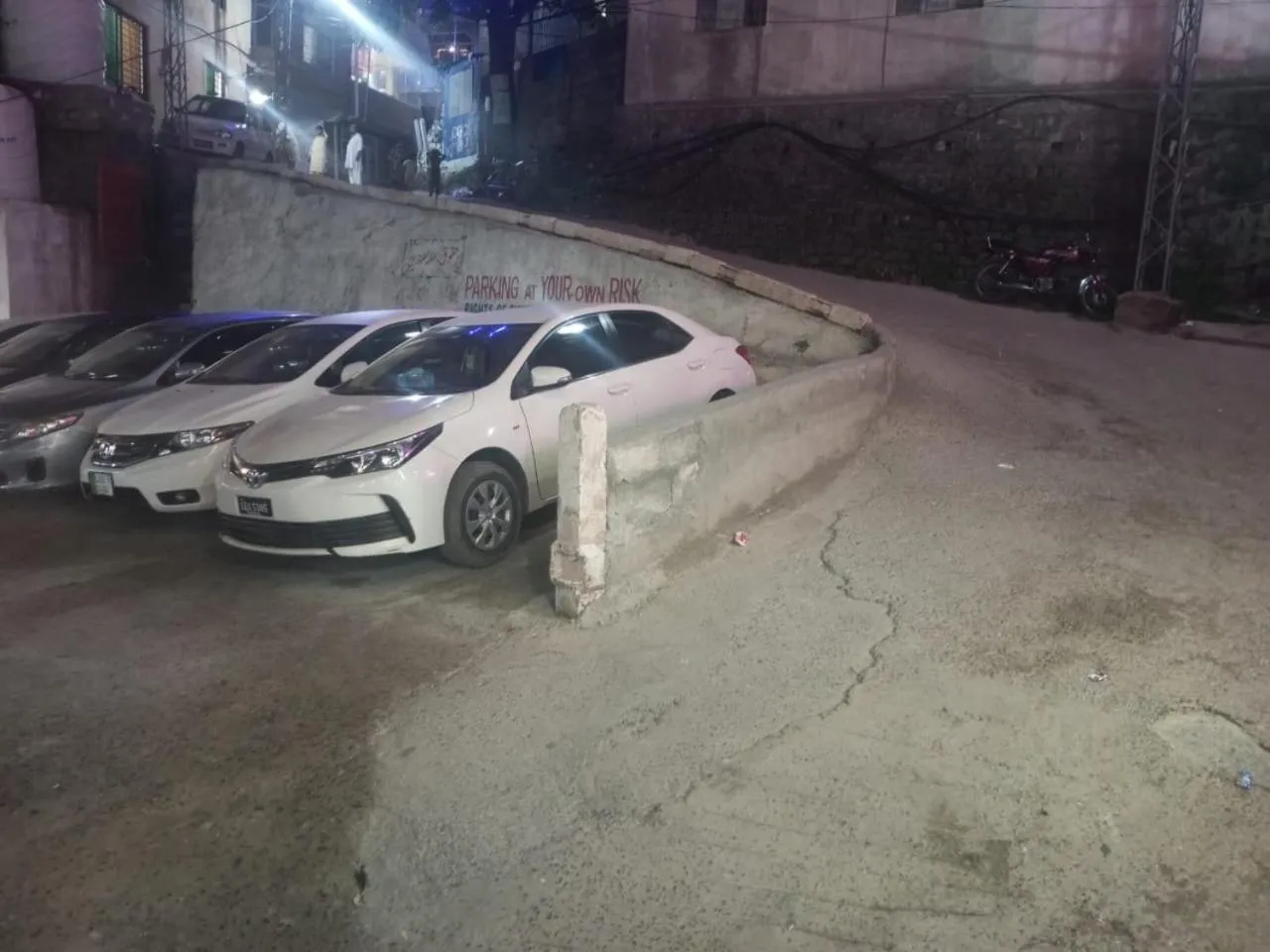 Parking in Pleasant View Murree