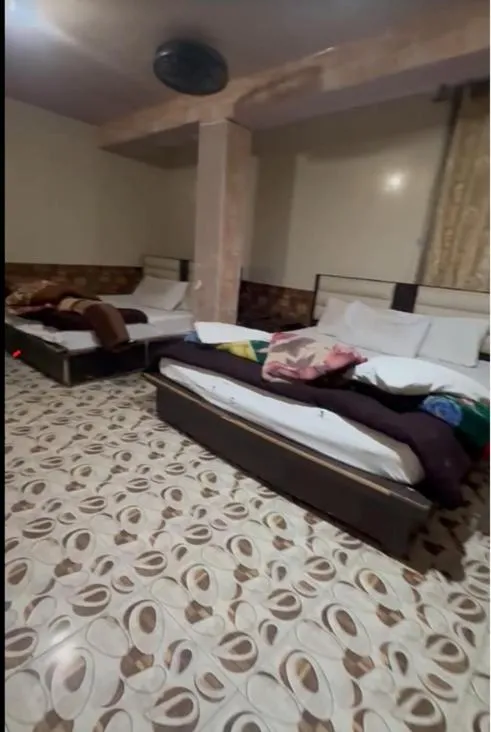 Bedroom, Bed in Pleasant View Murree