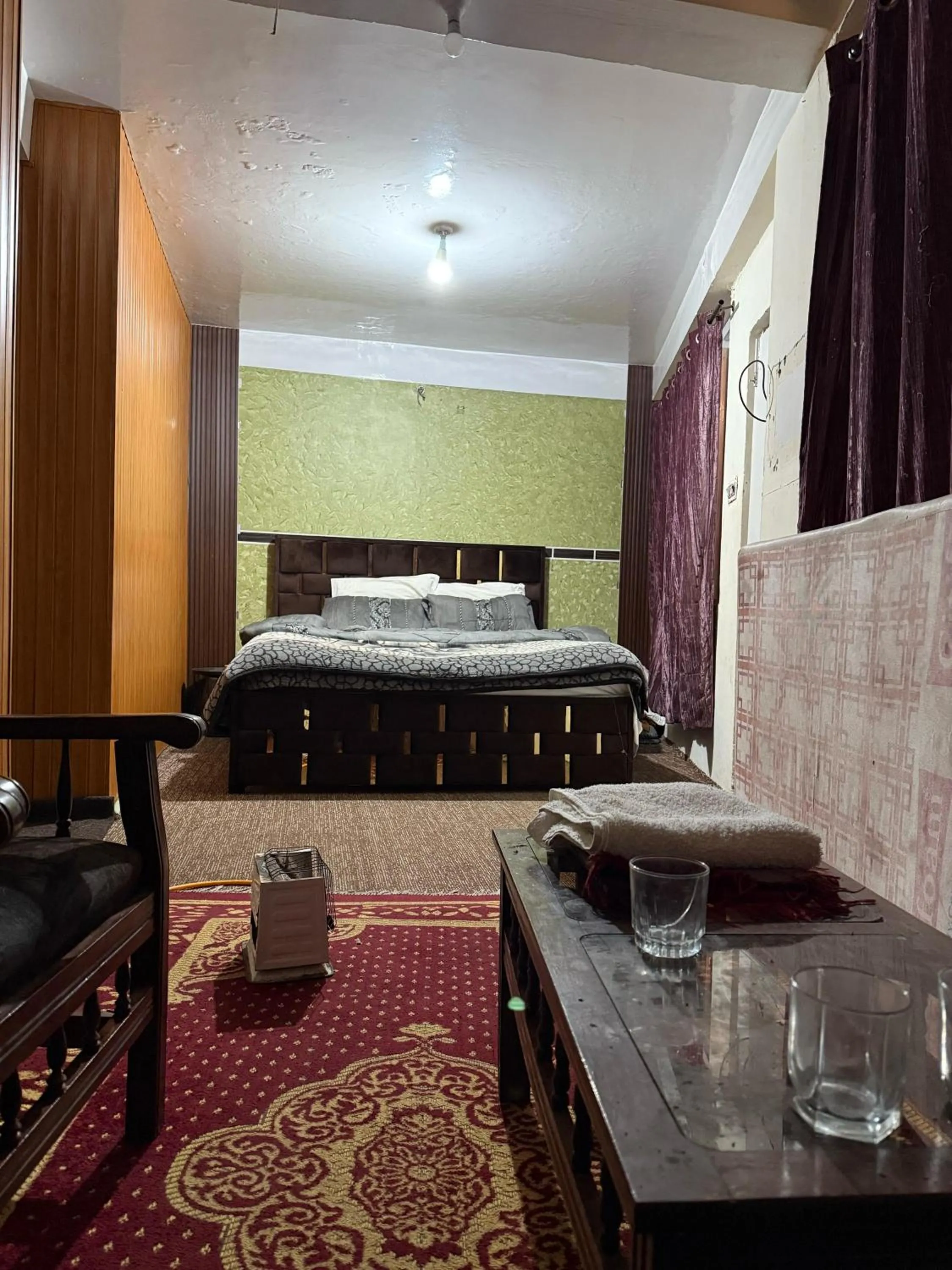 Bedroom in Pleasant View Murree