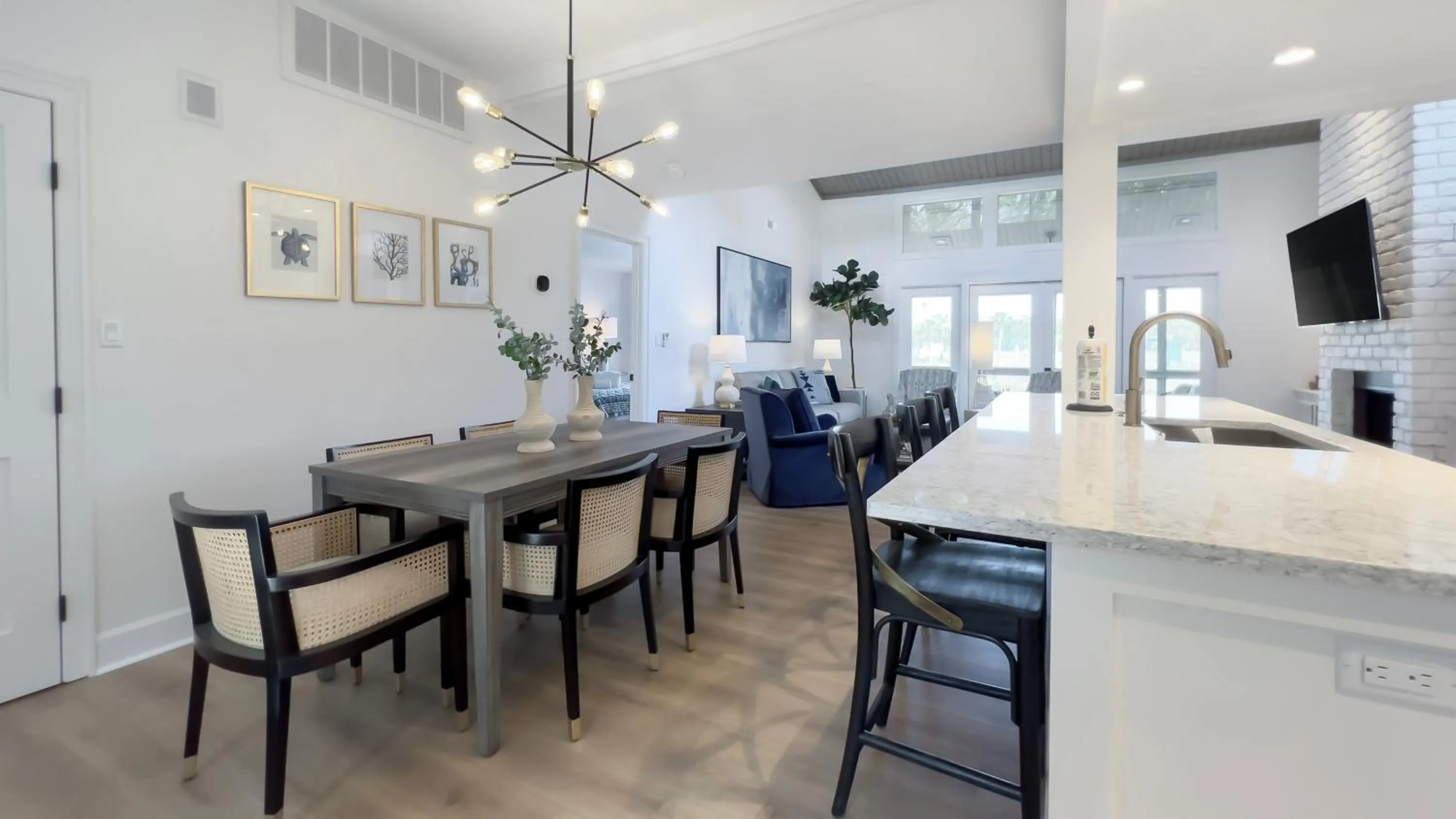 Photo of the whole room in 6959 Fairway One at The Sea Pines Resort