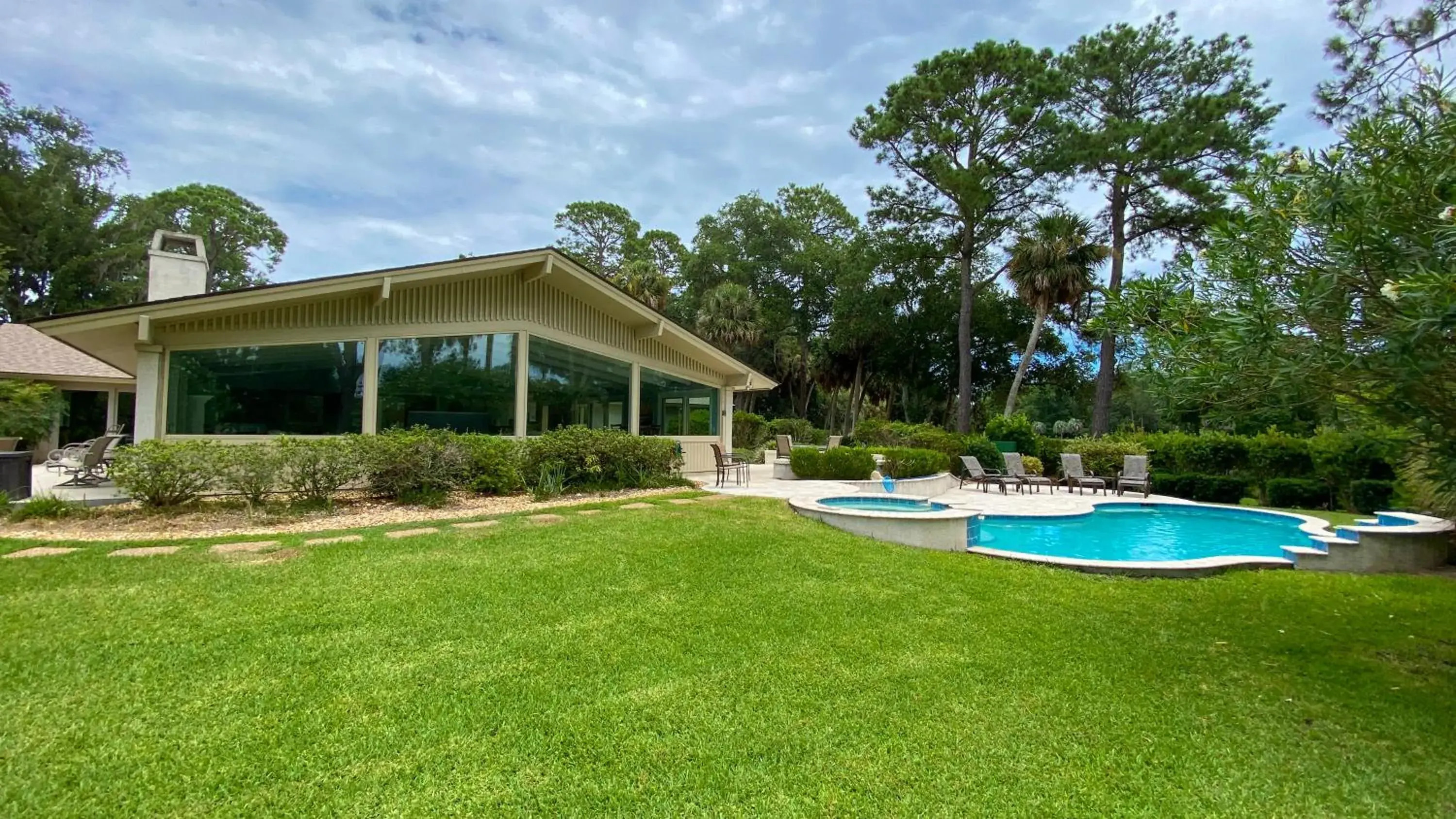 34 North Live Oak at The Sea Pines Resort 34 North Live Oak at The Sea Pines Resort