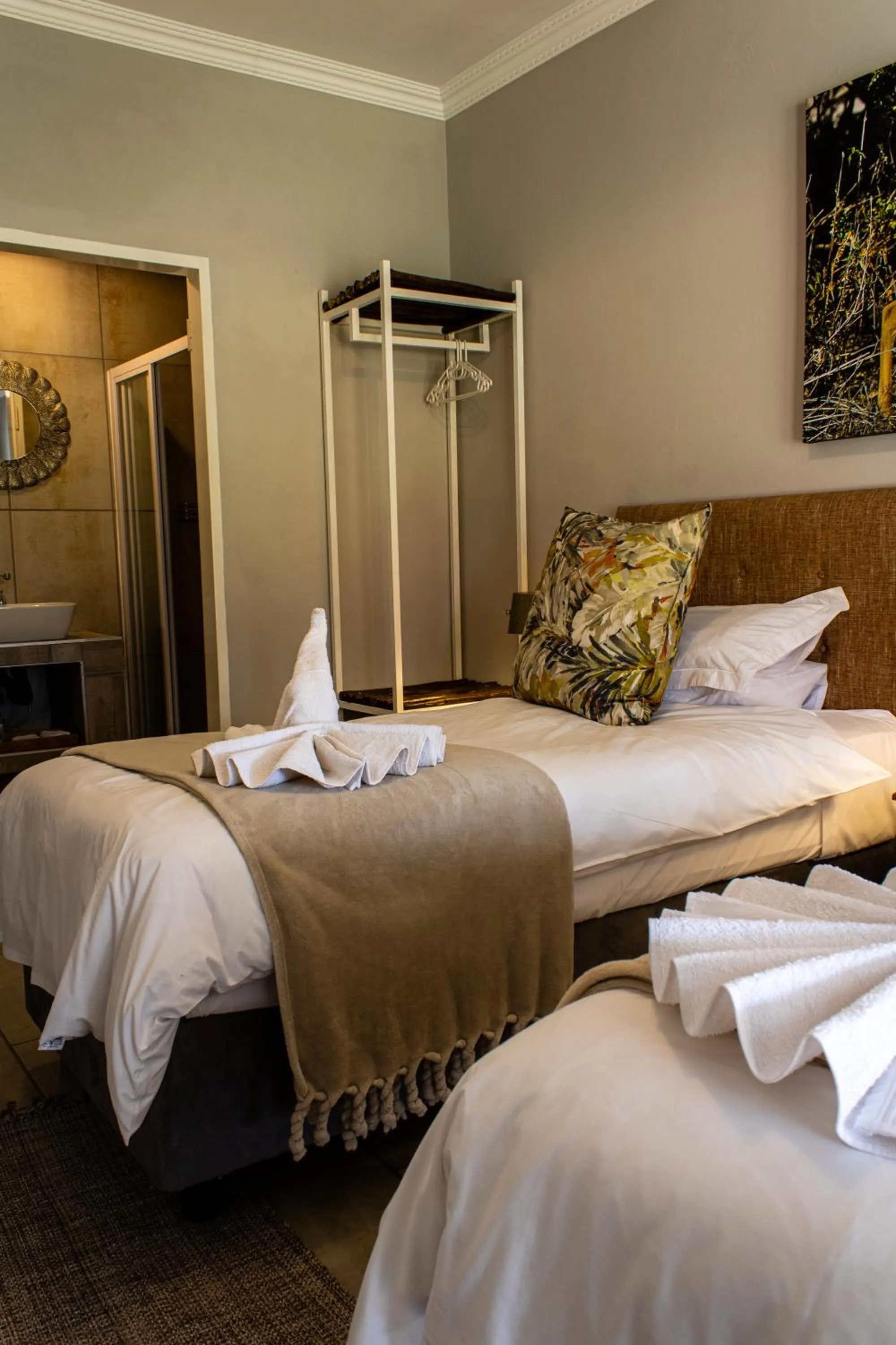 Bedroom, Bed in Tshikwalo Game Lodge