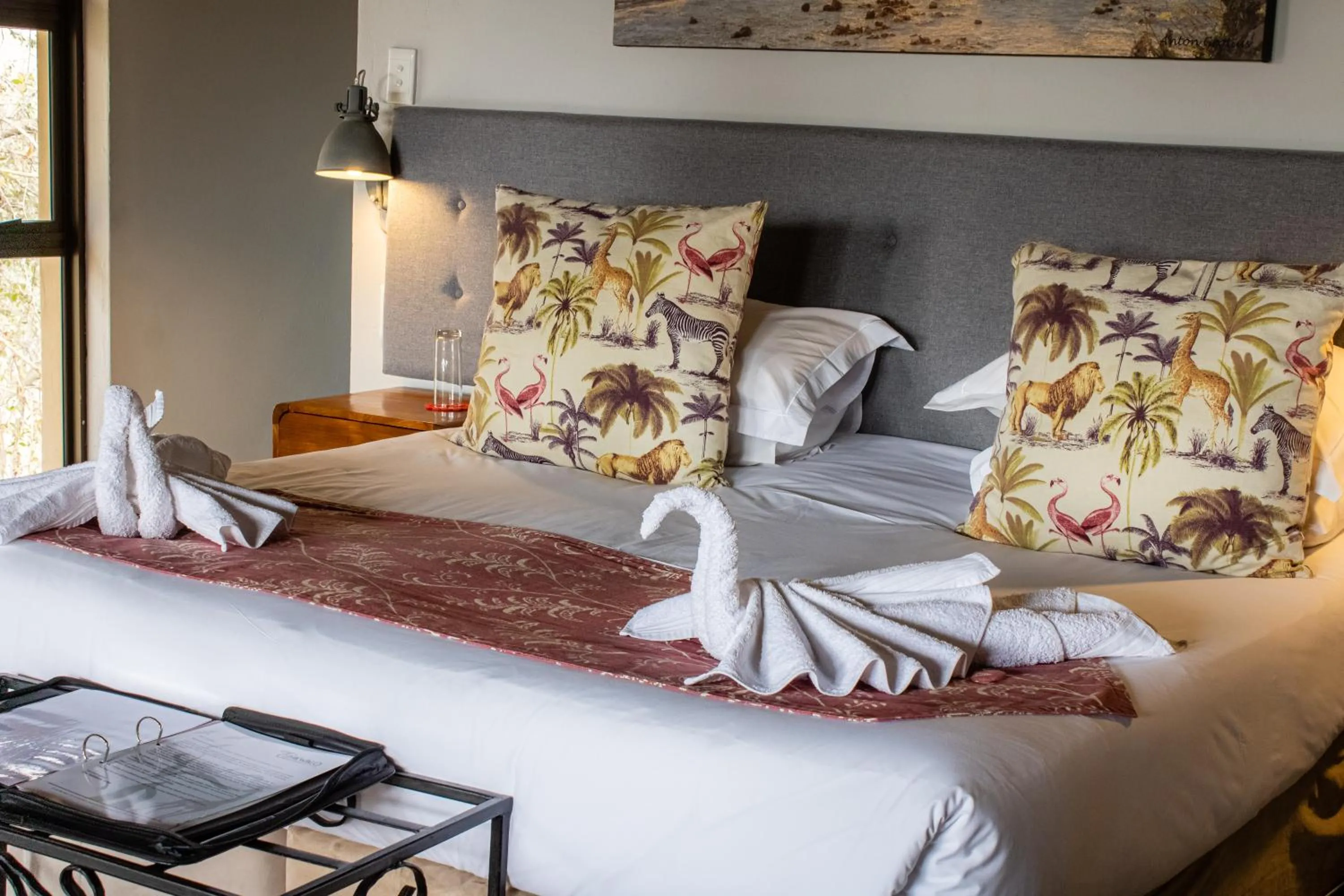Bedroom, Bed in Tshikwalo Game Lodge