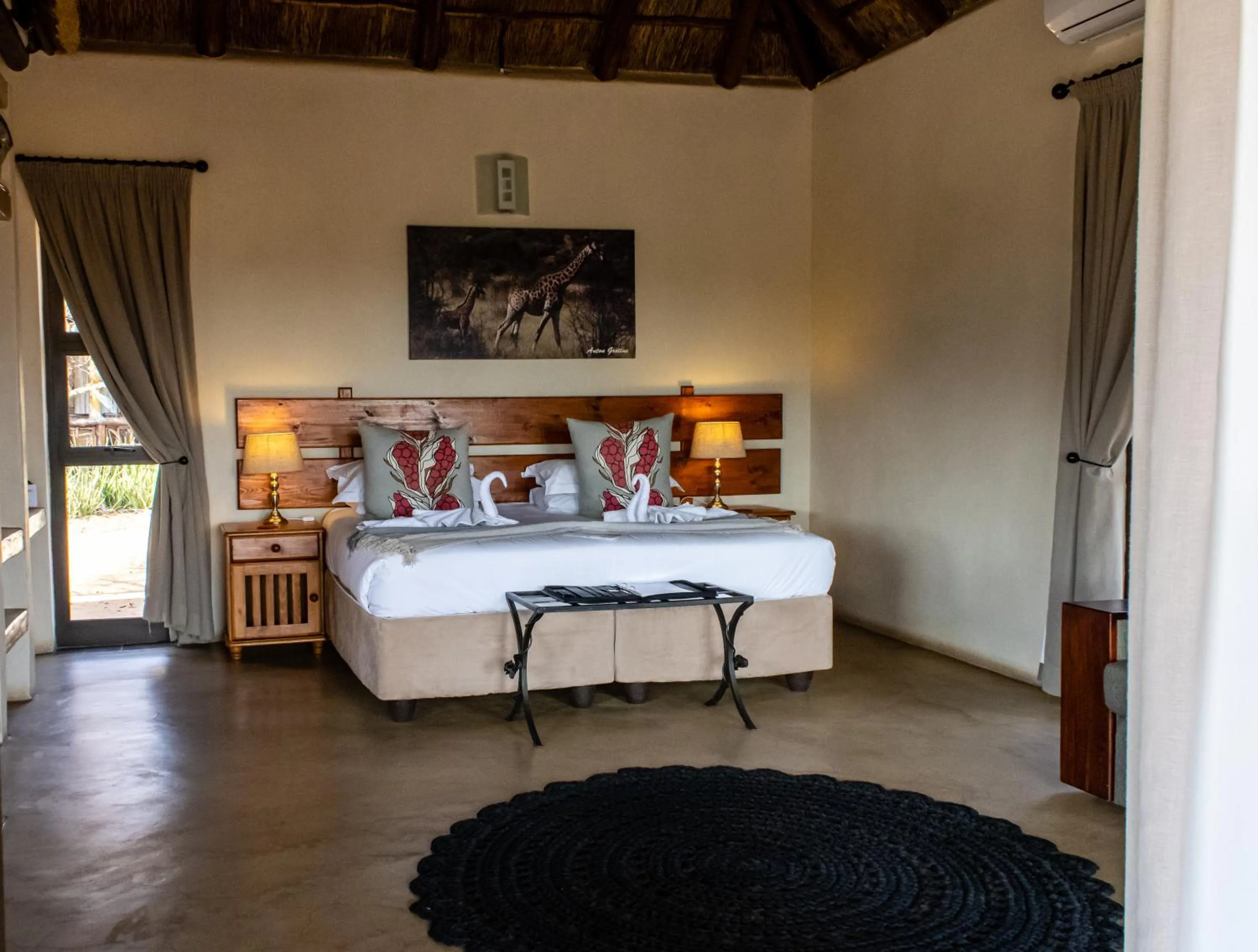 Bedroom, Bed in Tshikwalo Game Lodge