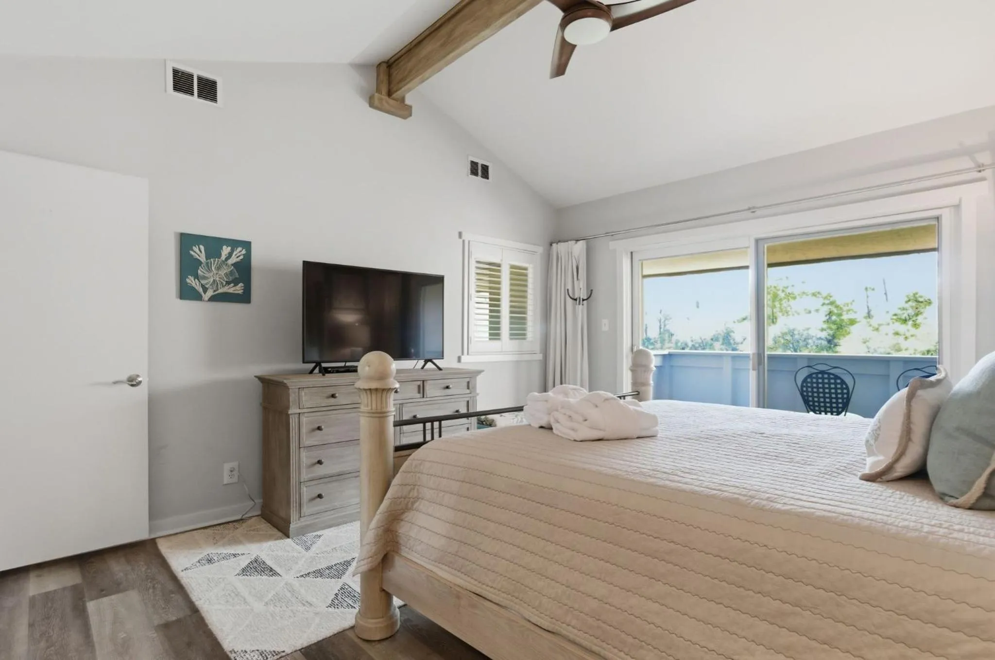 Bed in 267 Stoney Creek Villa at The Sea Pines Resort