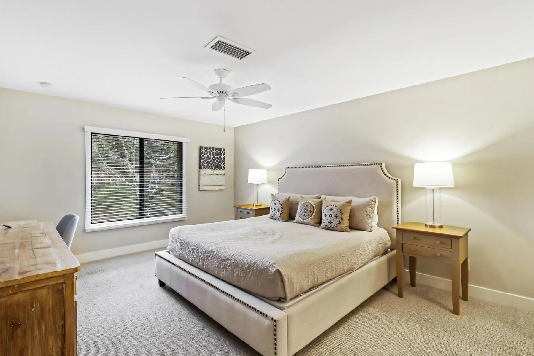 Bed in 965 Cutter Court at The Sea Pines Resort