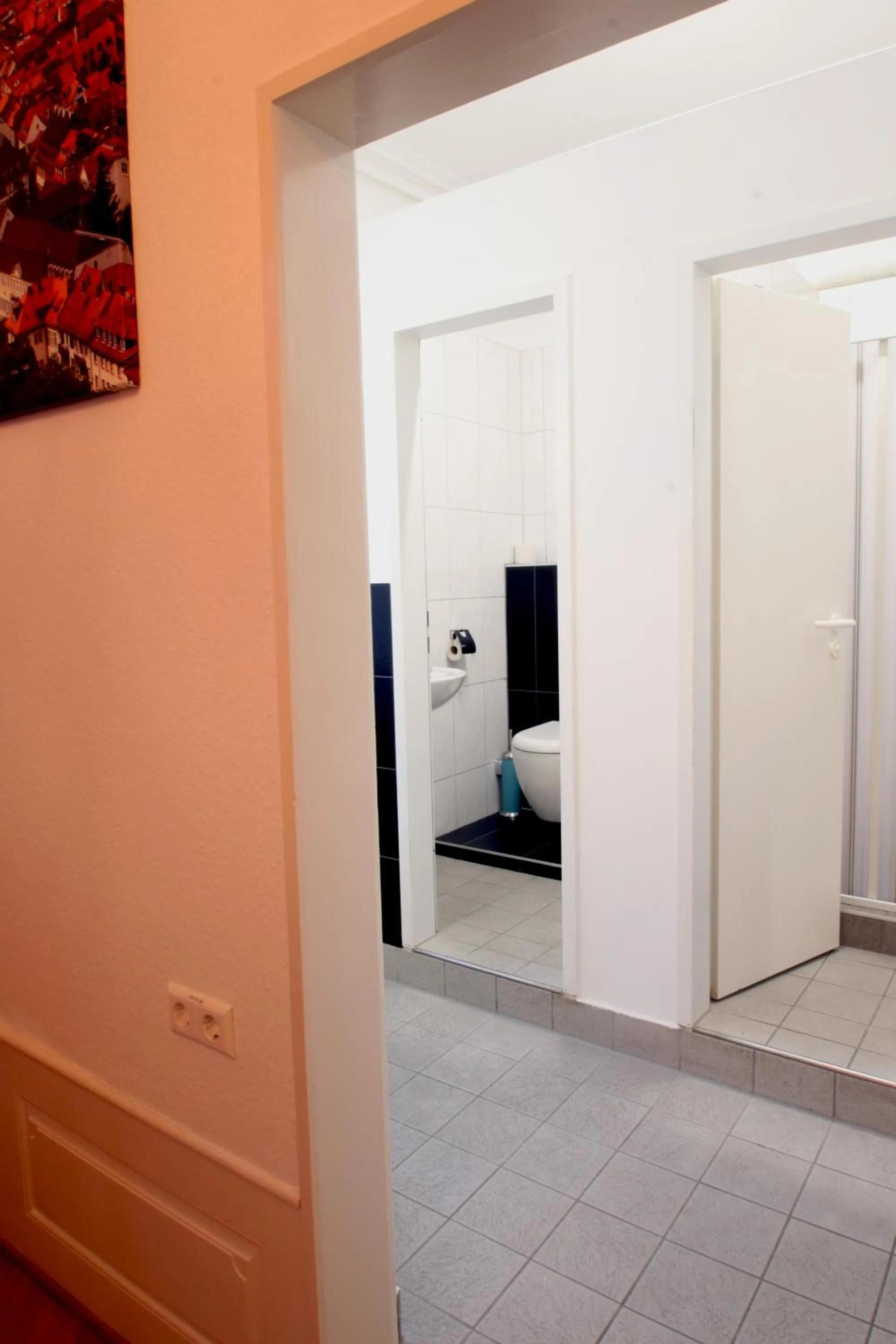 Shower in Hotel Sudpfanne