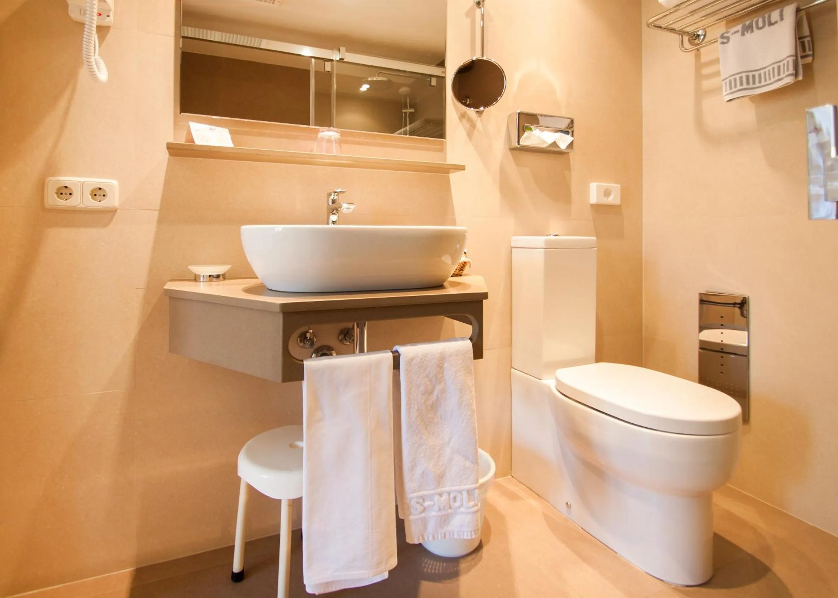 Bathroom in Es Moli Hotel