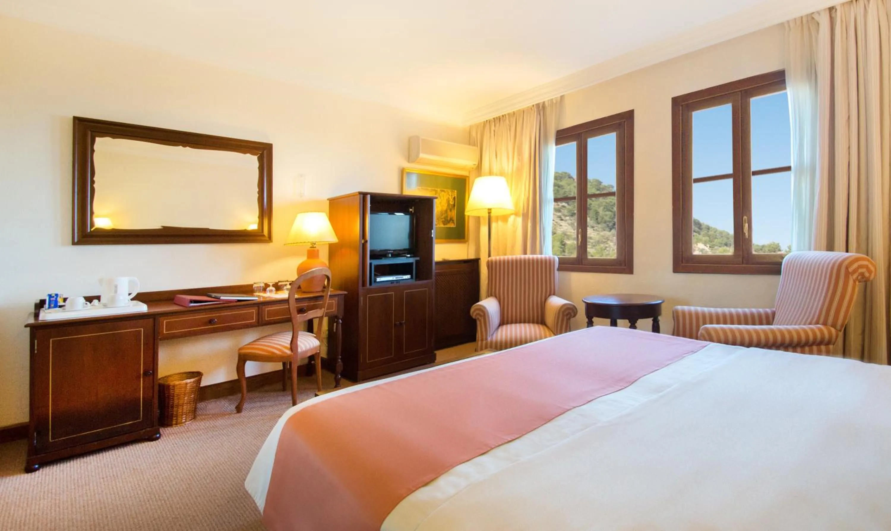 Bed in Es Moli Hotel