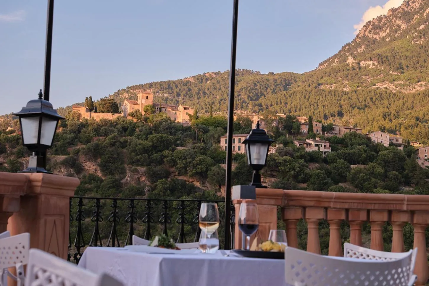 Patio in Es Moli Hotel
