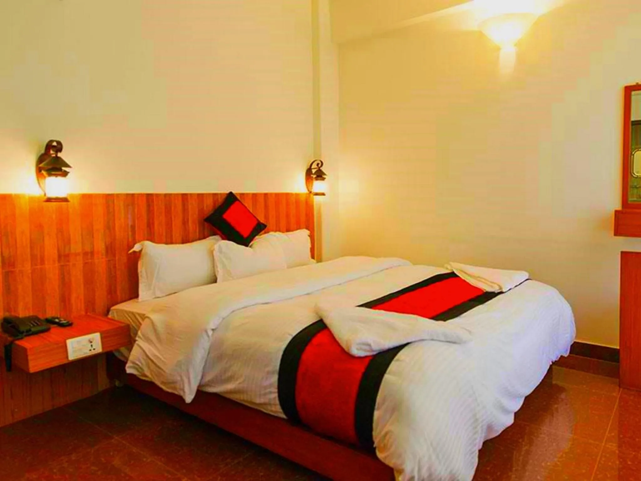 Bedroom, Bed in Hotel City Inn - Mountain View