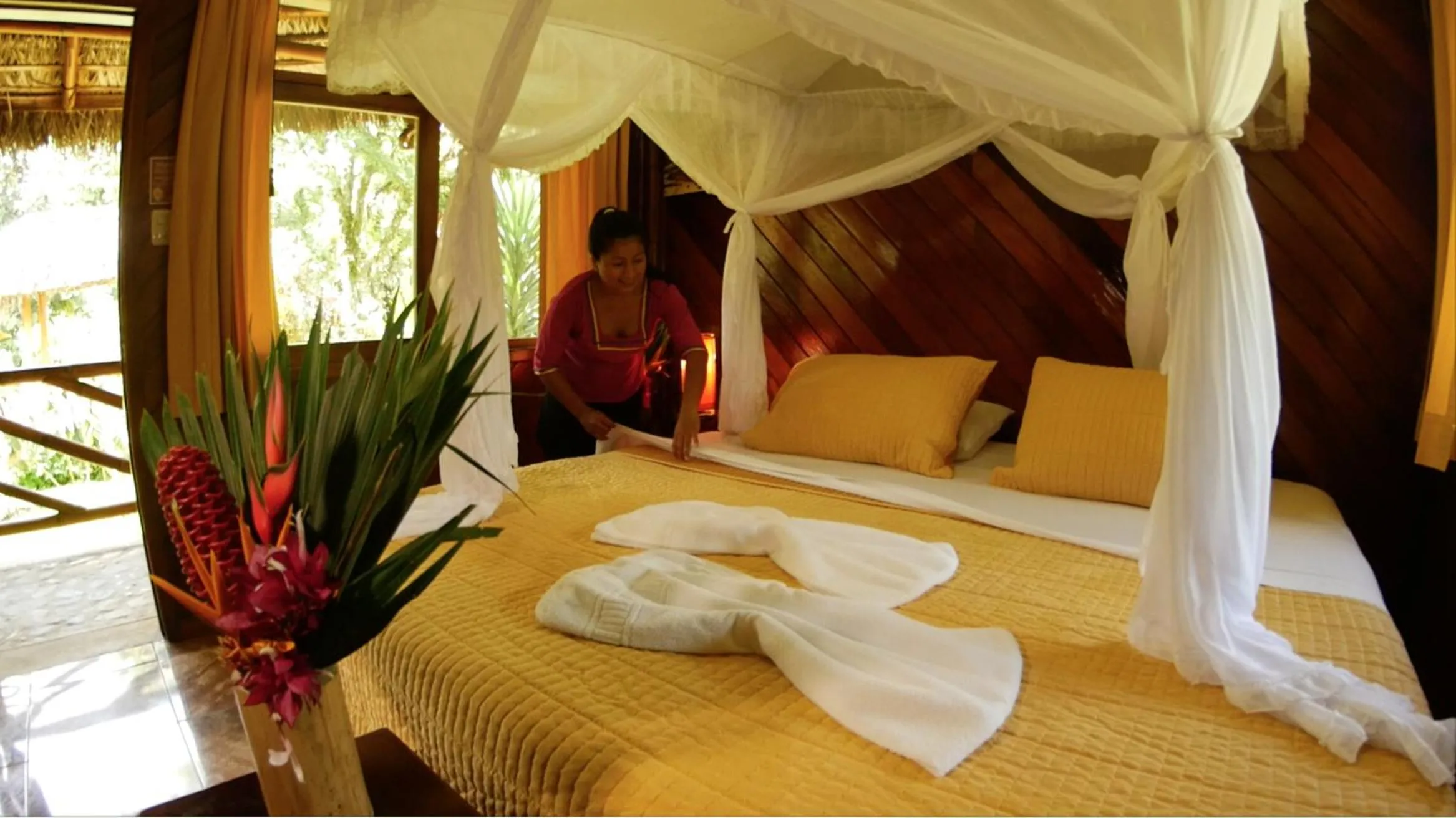 Bedroom, Bed in Shandia Lodge