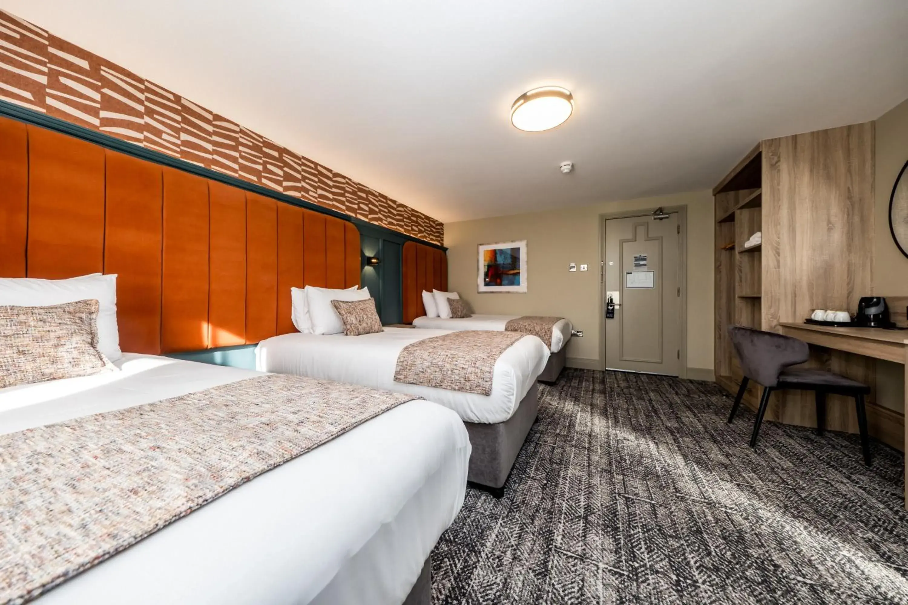 Comfort Triple Room in The Maiden City Hotel Comfort Triple Room in The Maiden City Hotel