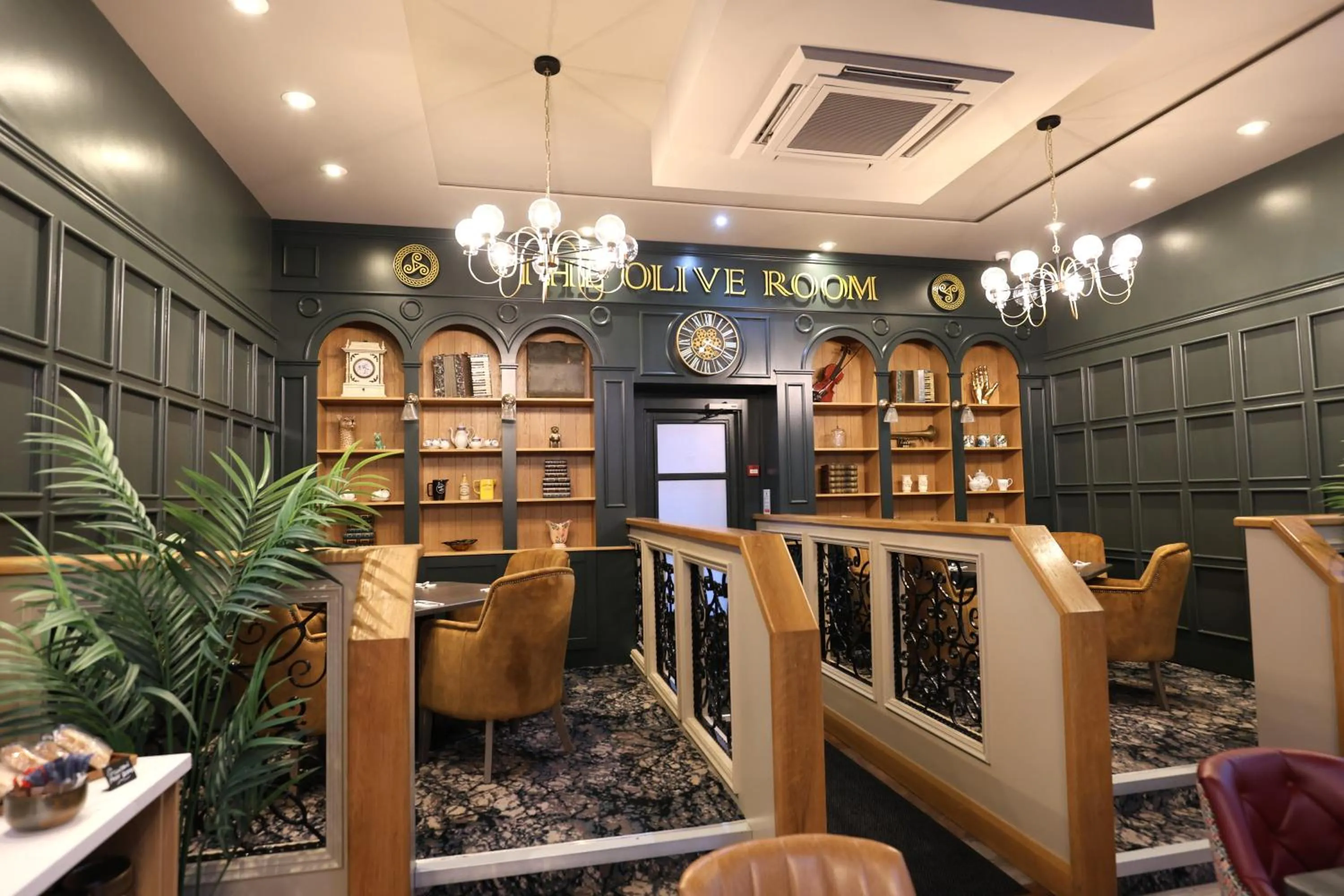 Seating area in The Maiden City Hotel