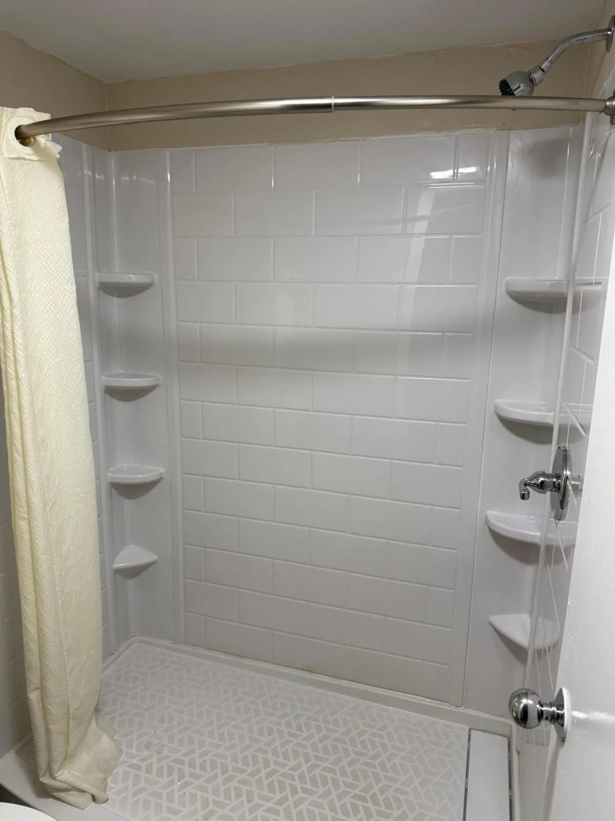 Studios 4 Less Chesapeake