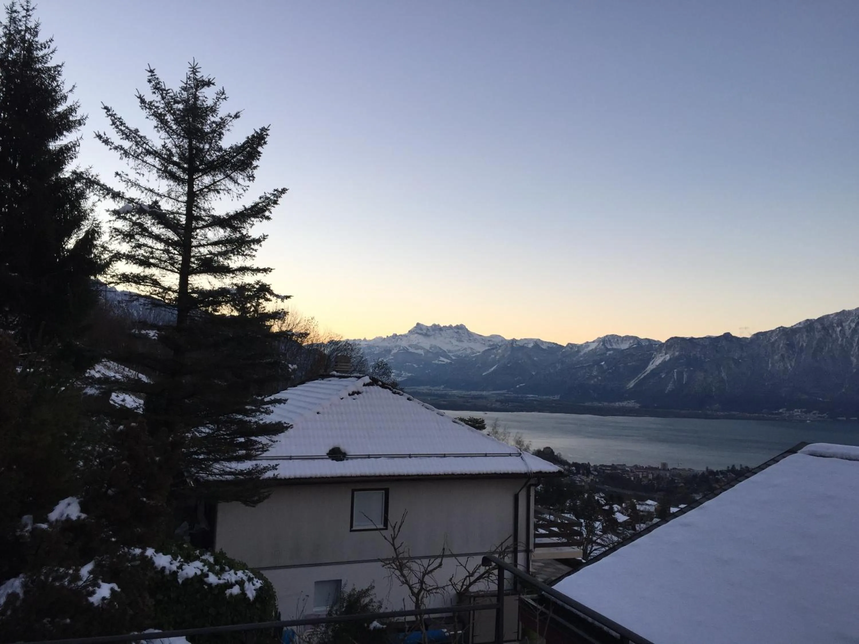 Property building in Magie Du Léman