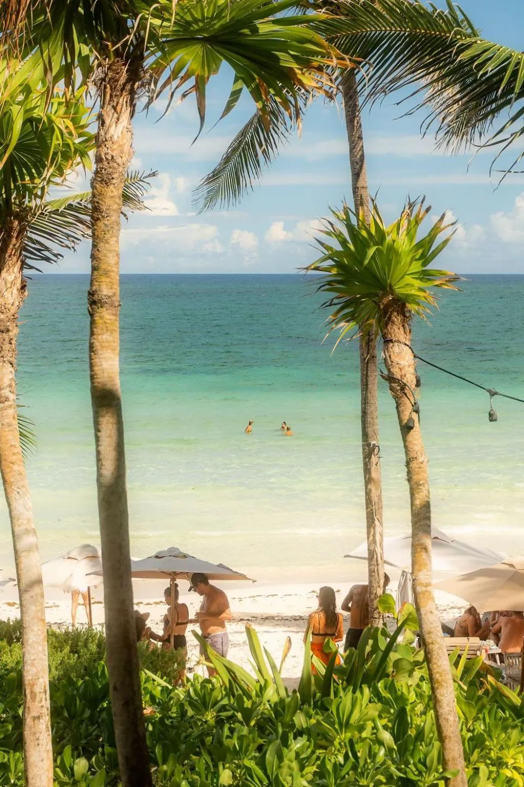 Beach in Best Condo with Rooftop Pool, Gym, Coworking, Cinema