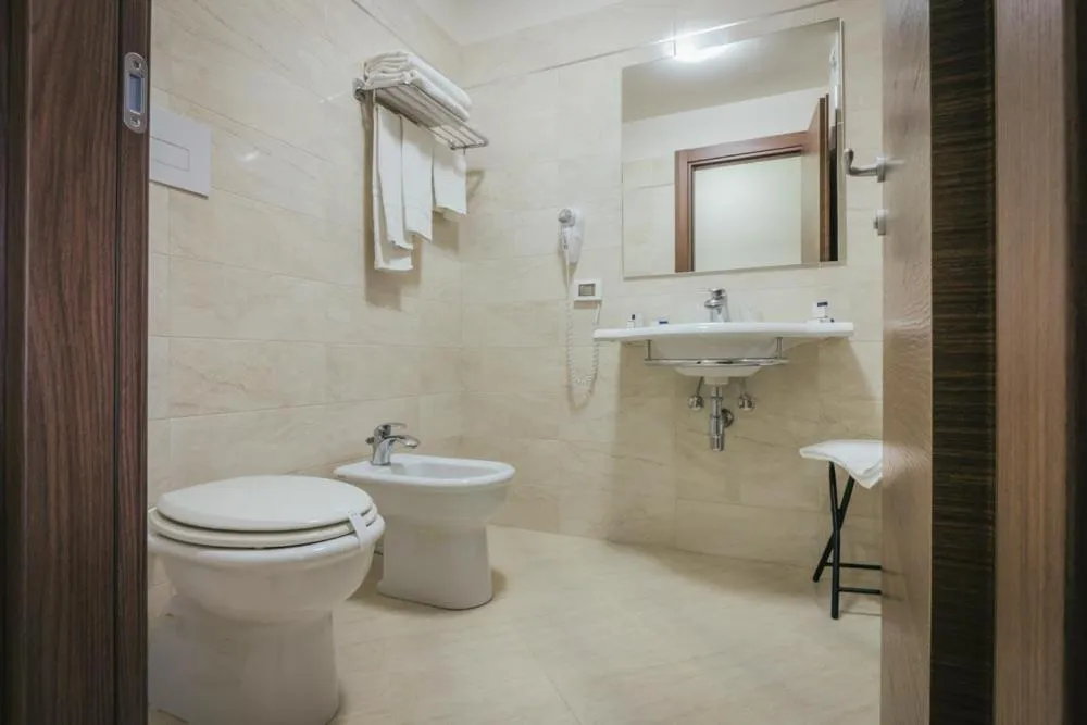 Toilet in Hotel Costa Azul