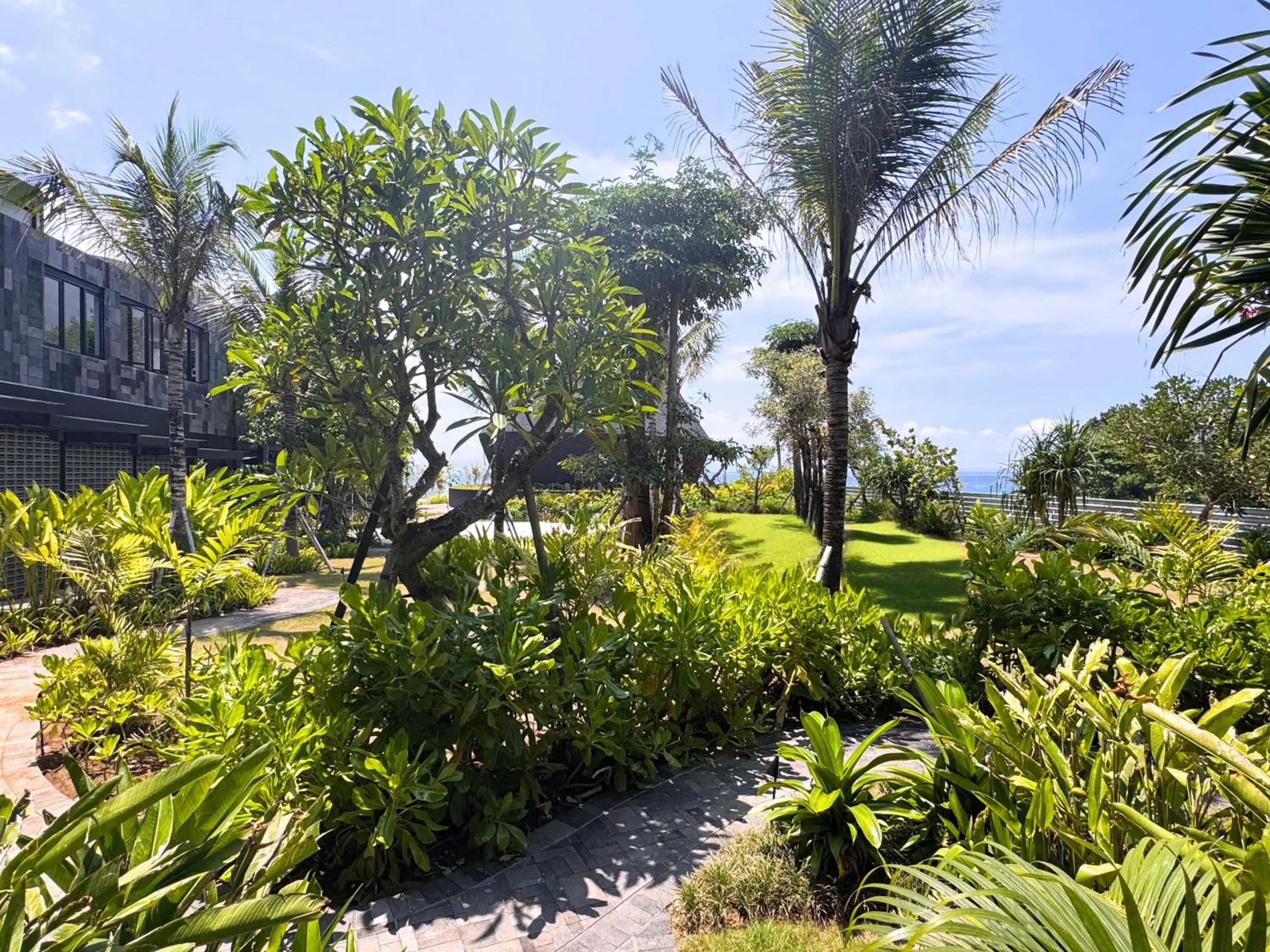 Garden in Quenzo Beach Resort
