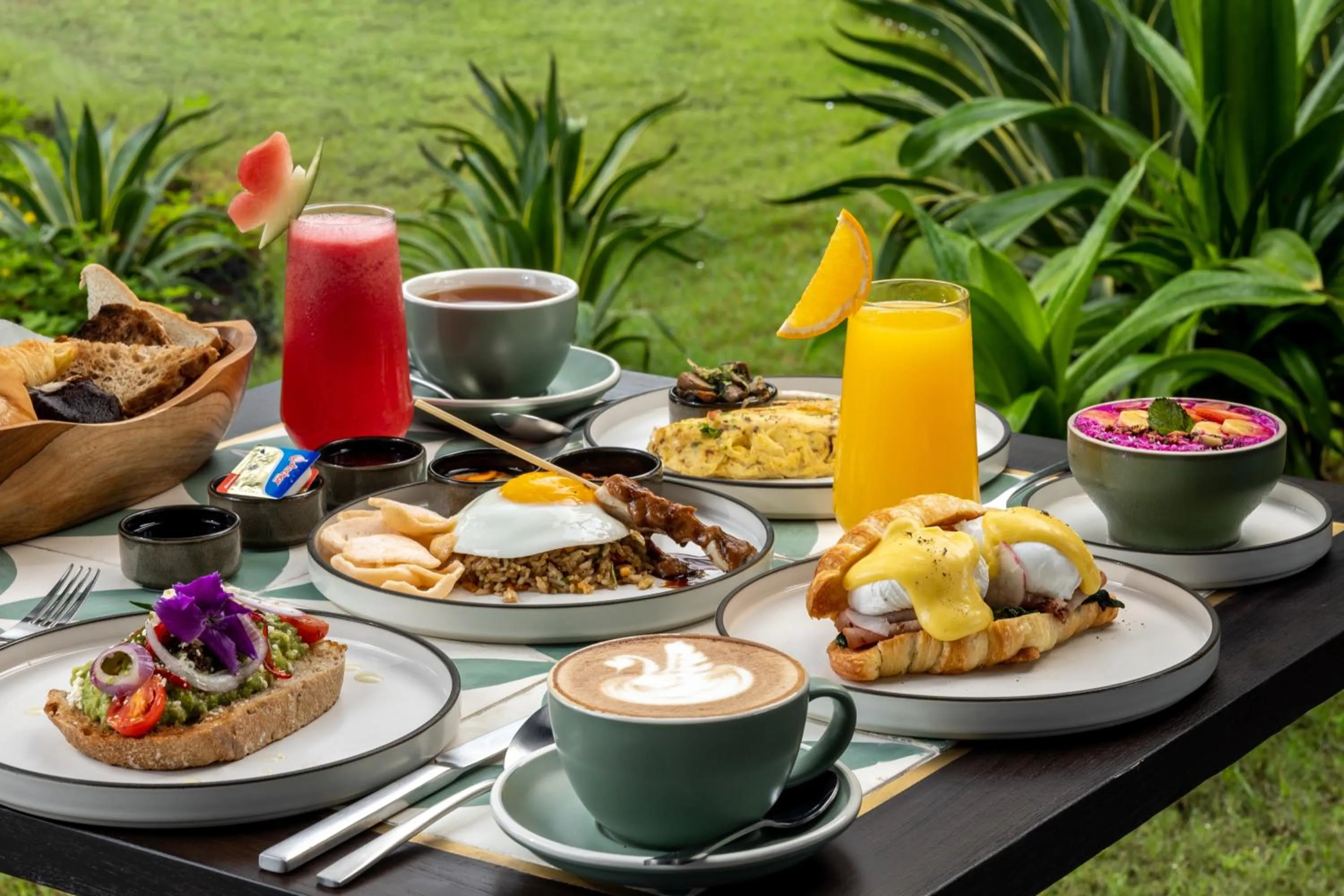 Breakfast in Quenzo Beach Resort