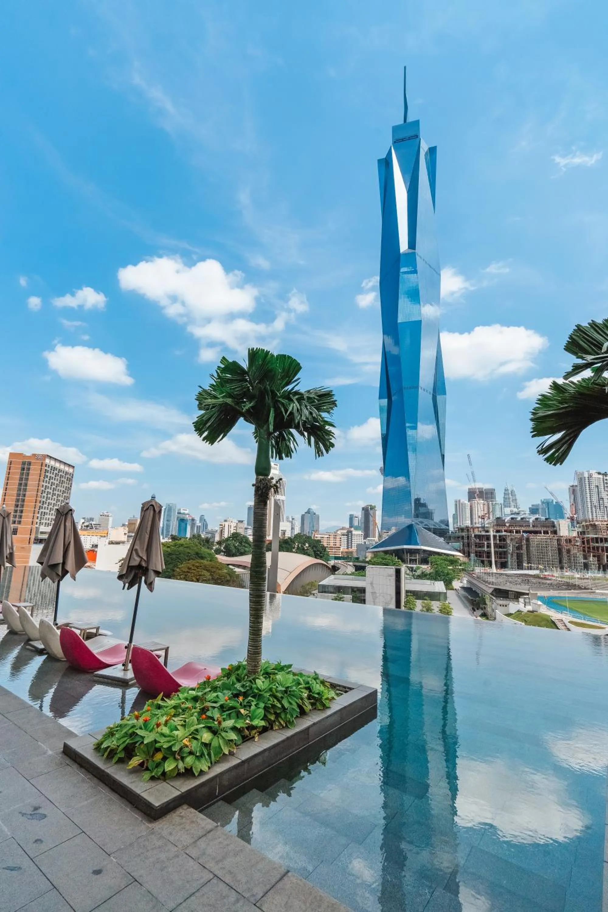 Garden view in Opus by Soulasia