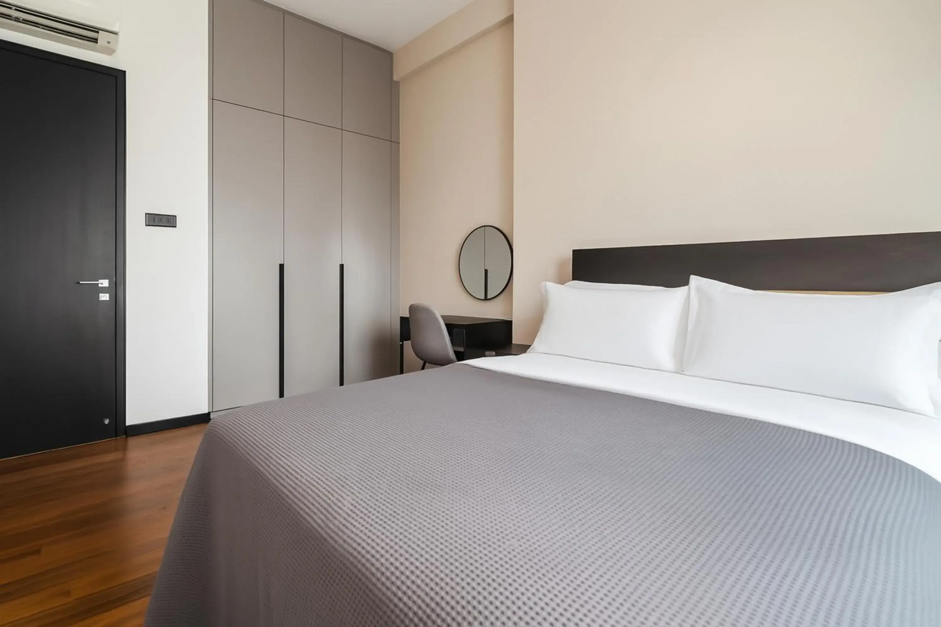 Bed in Opus by Soulasia Bed in Opus by Soulasia