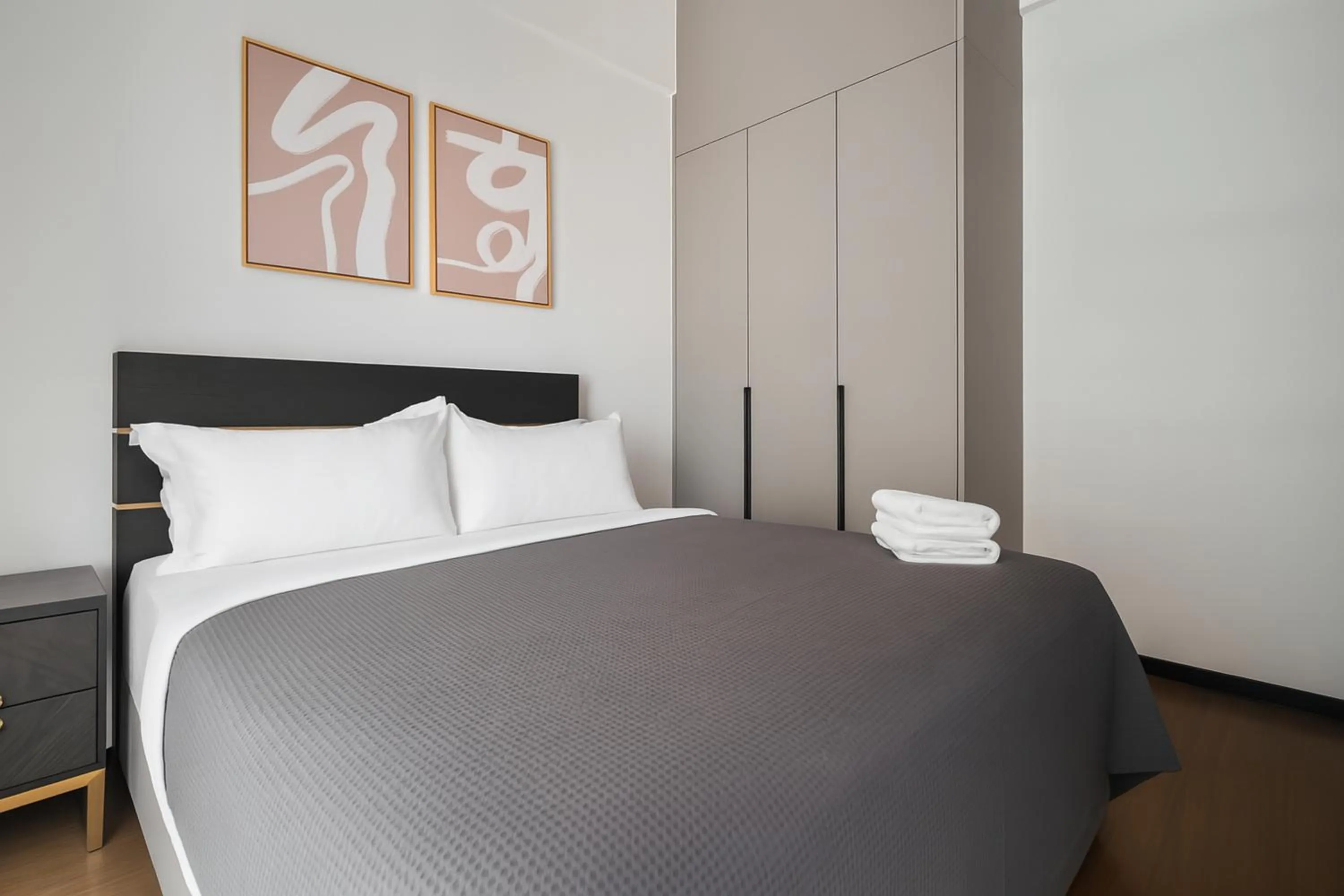 Bed in Opus by Soulasia