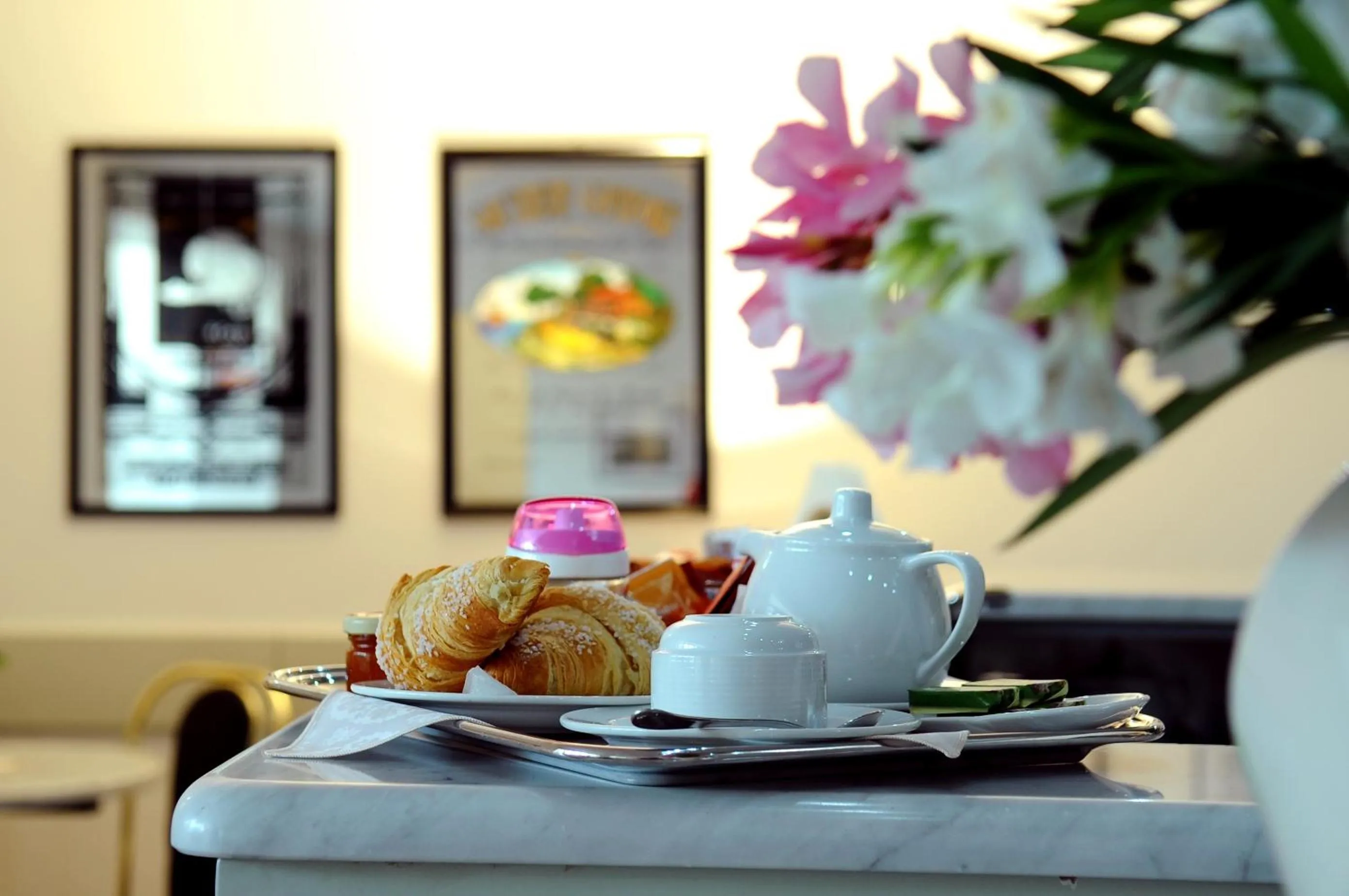 Breakfast in Hotel Malpensafiera