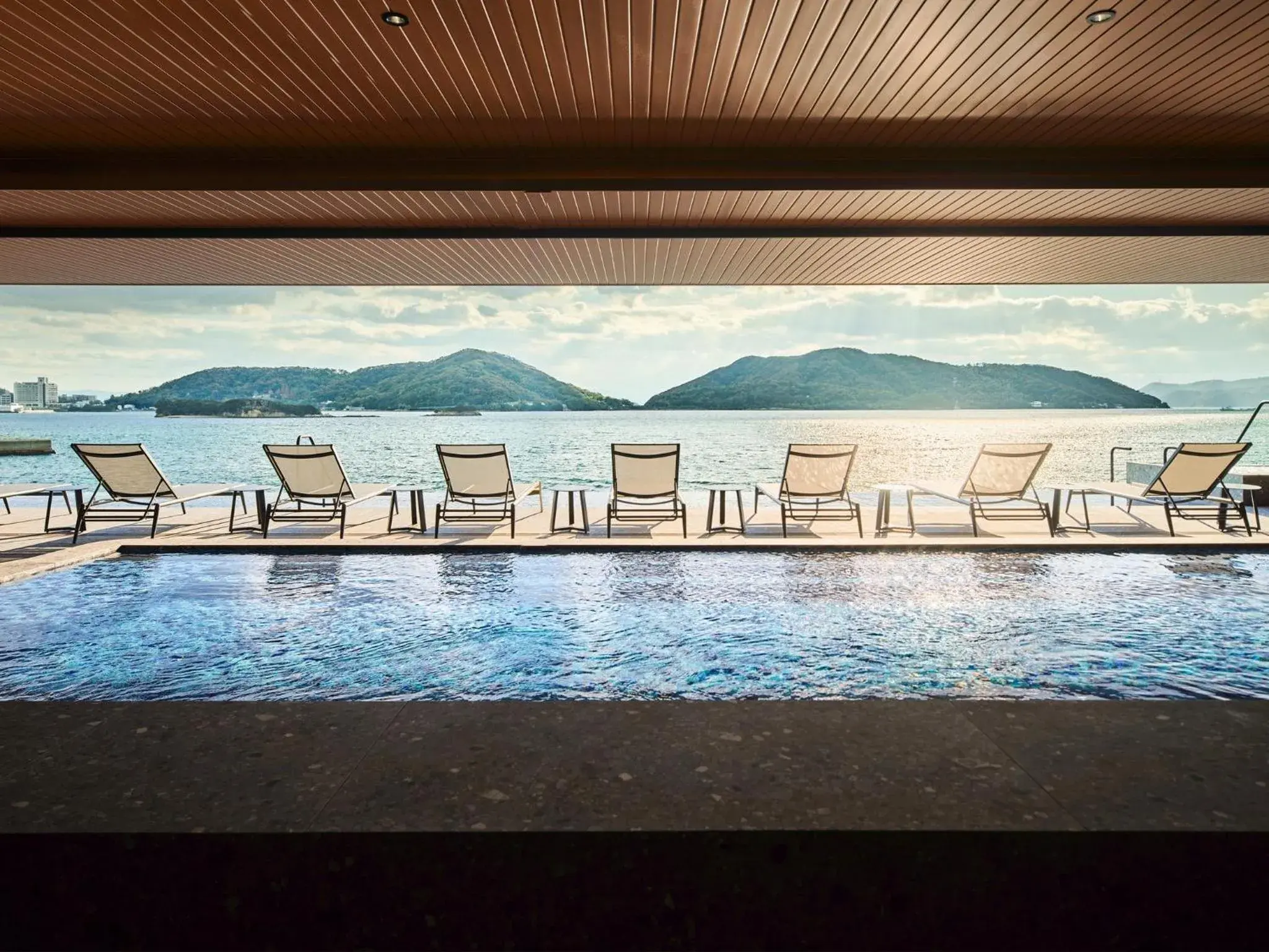 edit x seven SETOUCHI SHODOSHIMA edit x seven SETOUCHI SHODOSHIMA