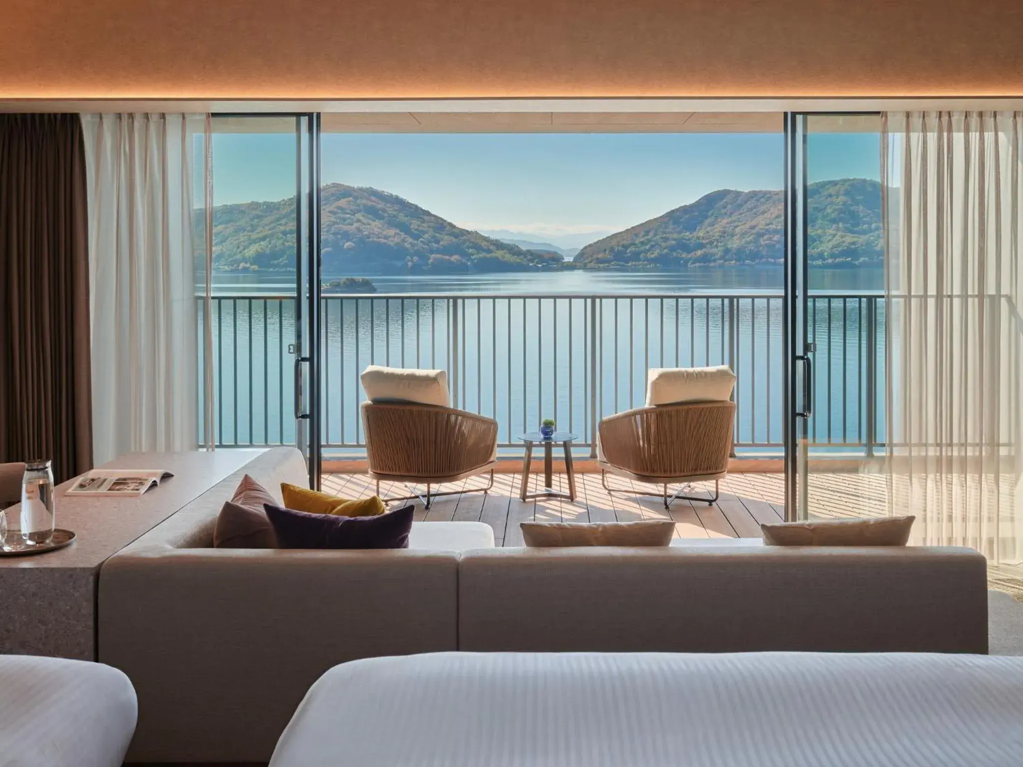 Superior Twin Room with Ocean View - East Wing in edit x seven SETOUCHI SHODOSHIMA Superior Twin Room with Ocean View - East Wing in edit x seven SETOUCHI SHODOSHIMA