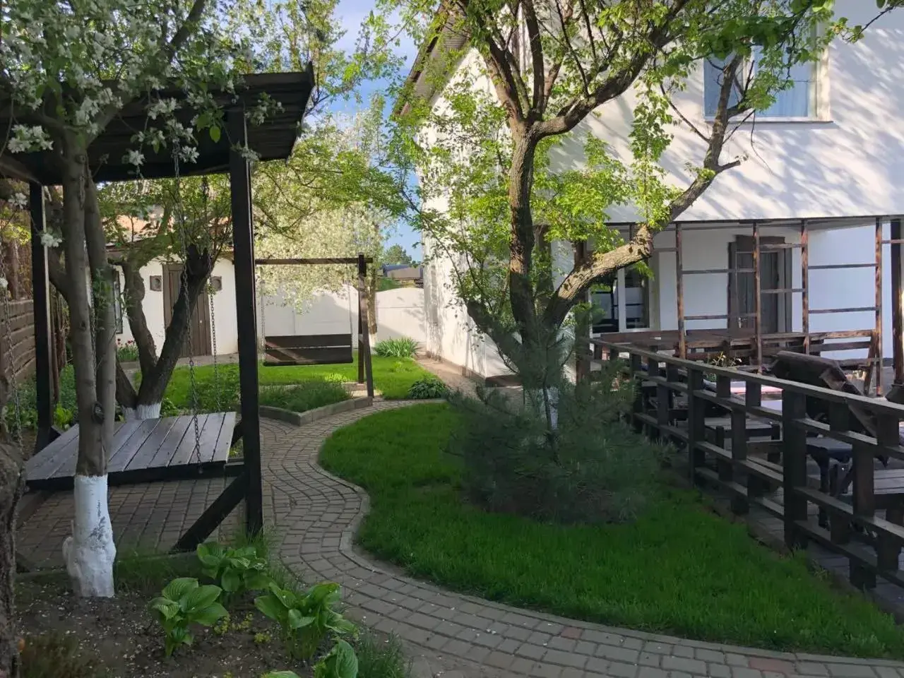 Five-Bedroom Villa in Dniprovskiy Dvir Five-Bedroom Villa in Dniprovskiy Dvir