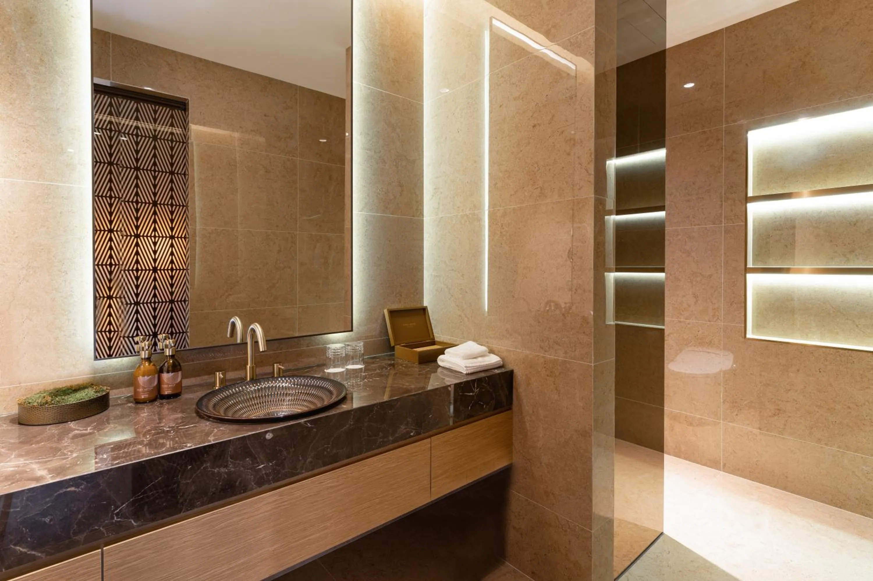 SOMA HOTEL Riverside