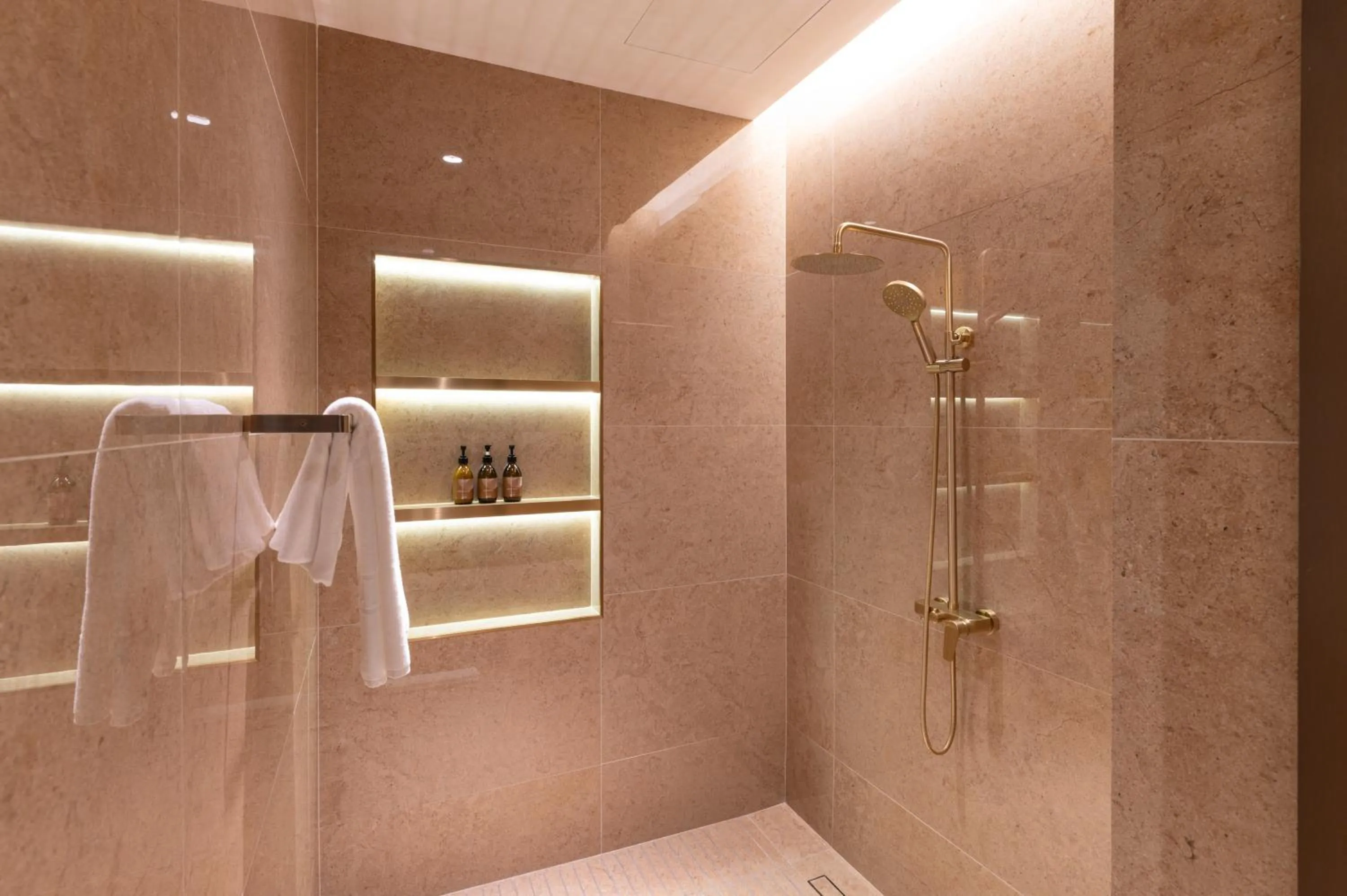 SOMA HOTEL Riverside