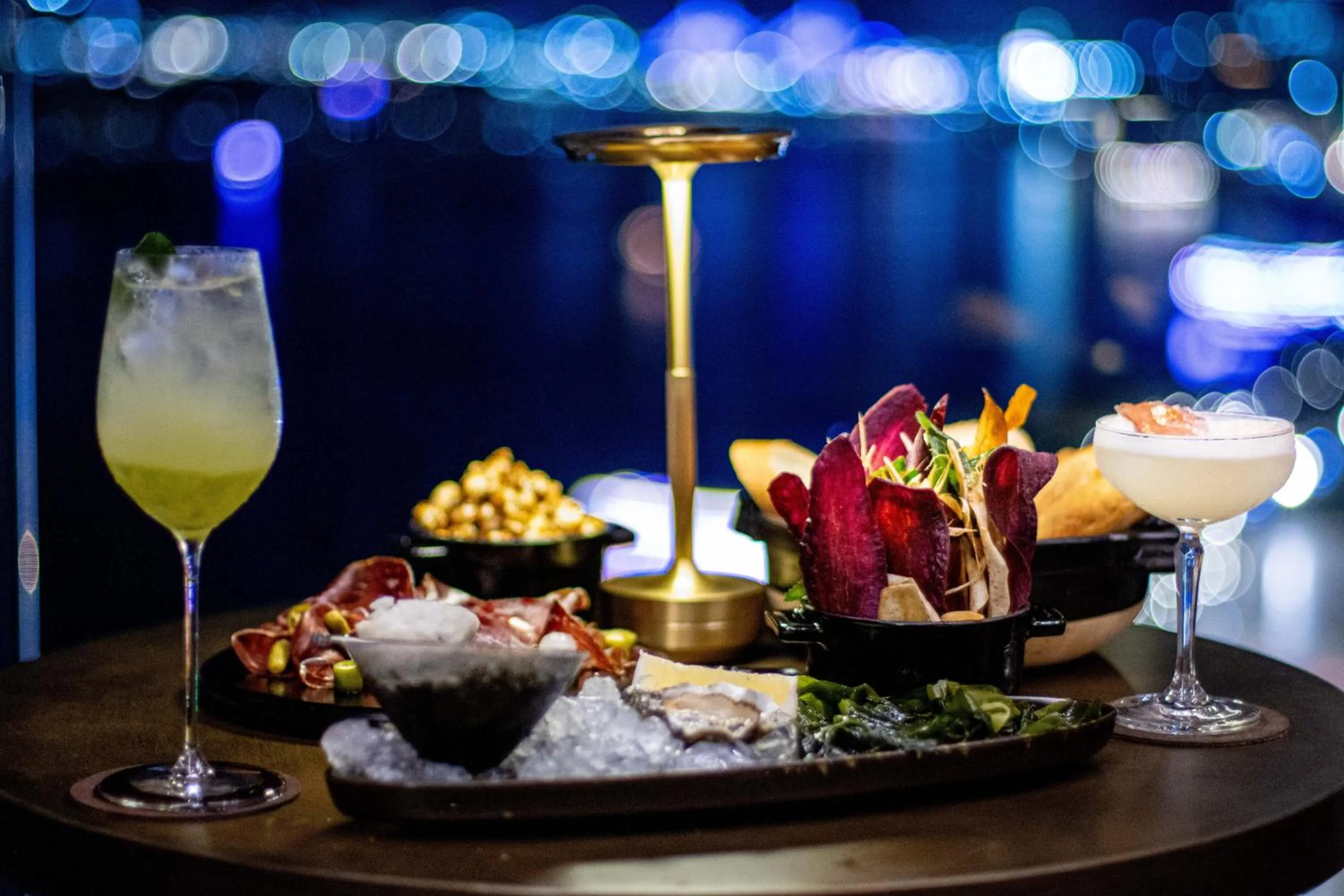 Food and drinks in SOMA HOTEL Riverside