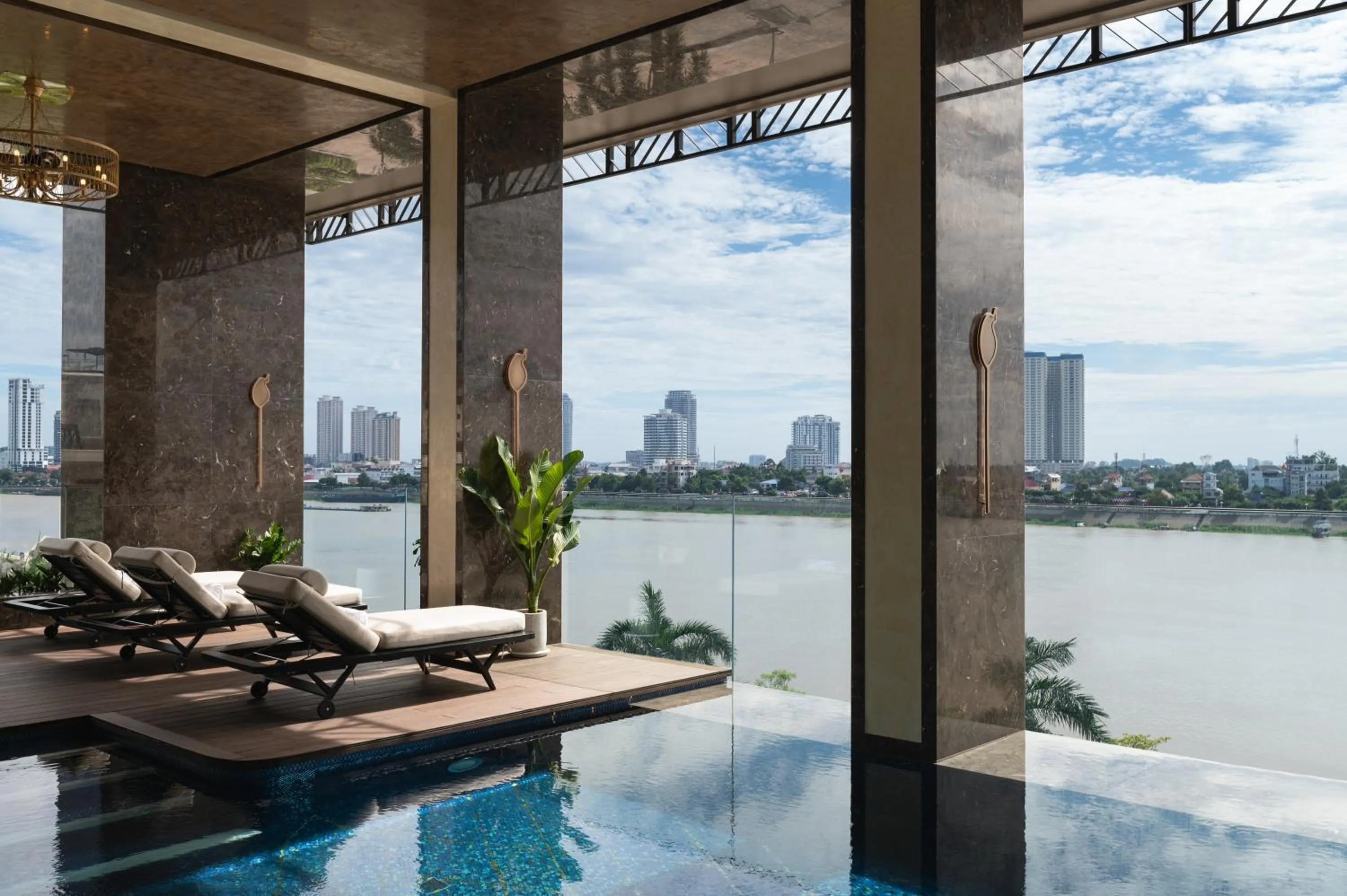 Swimming pool in SOMA HOTEL Riverside