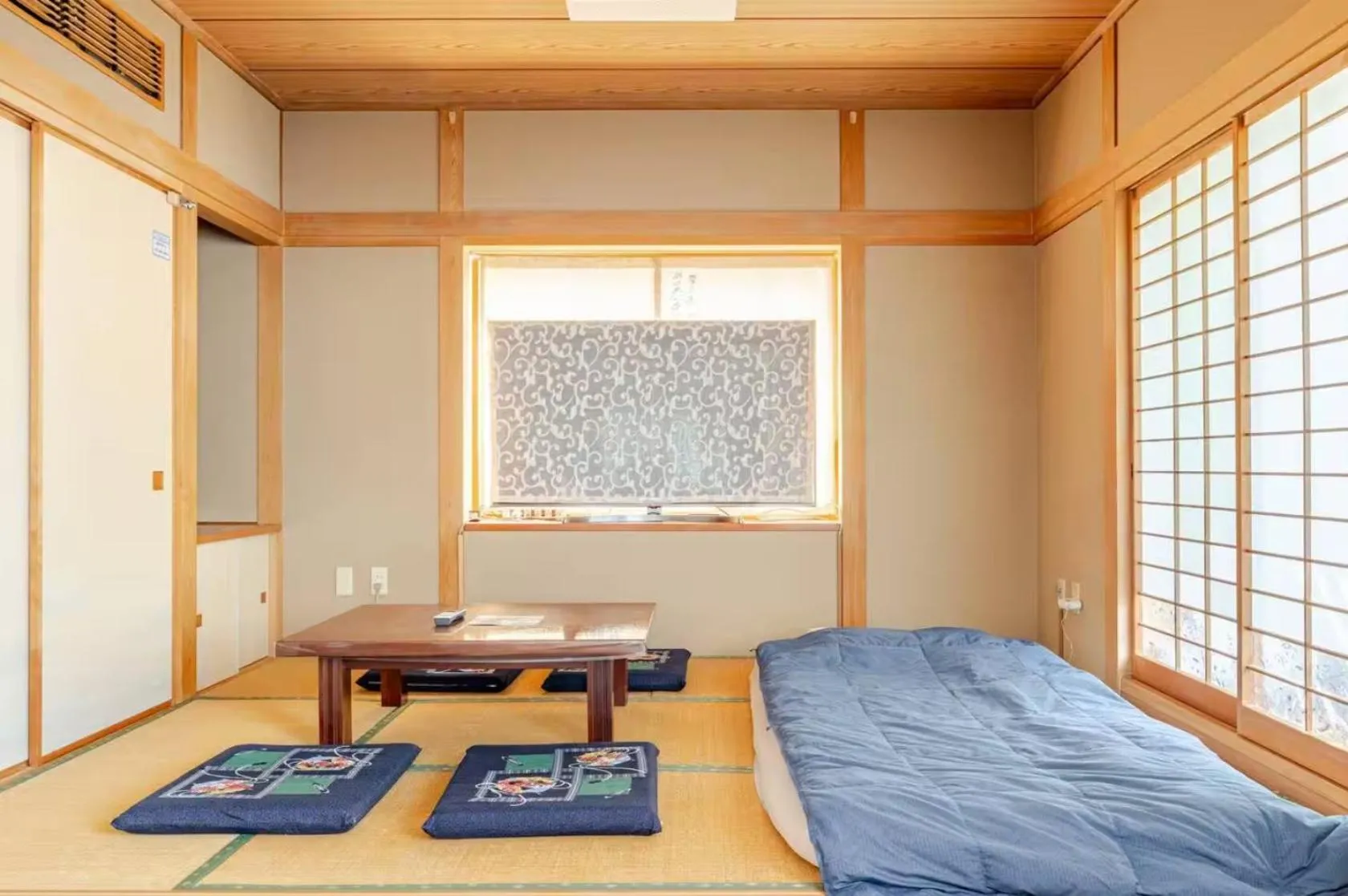 Bed in Kizen Villa
