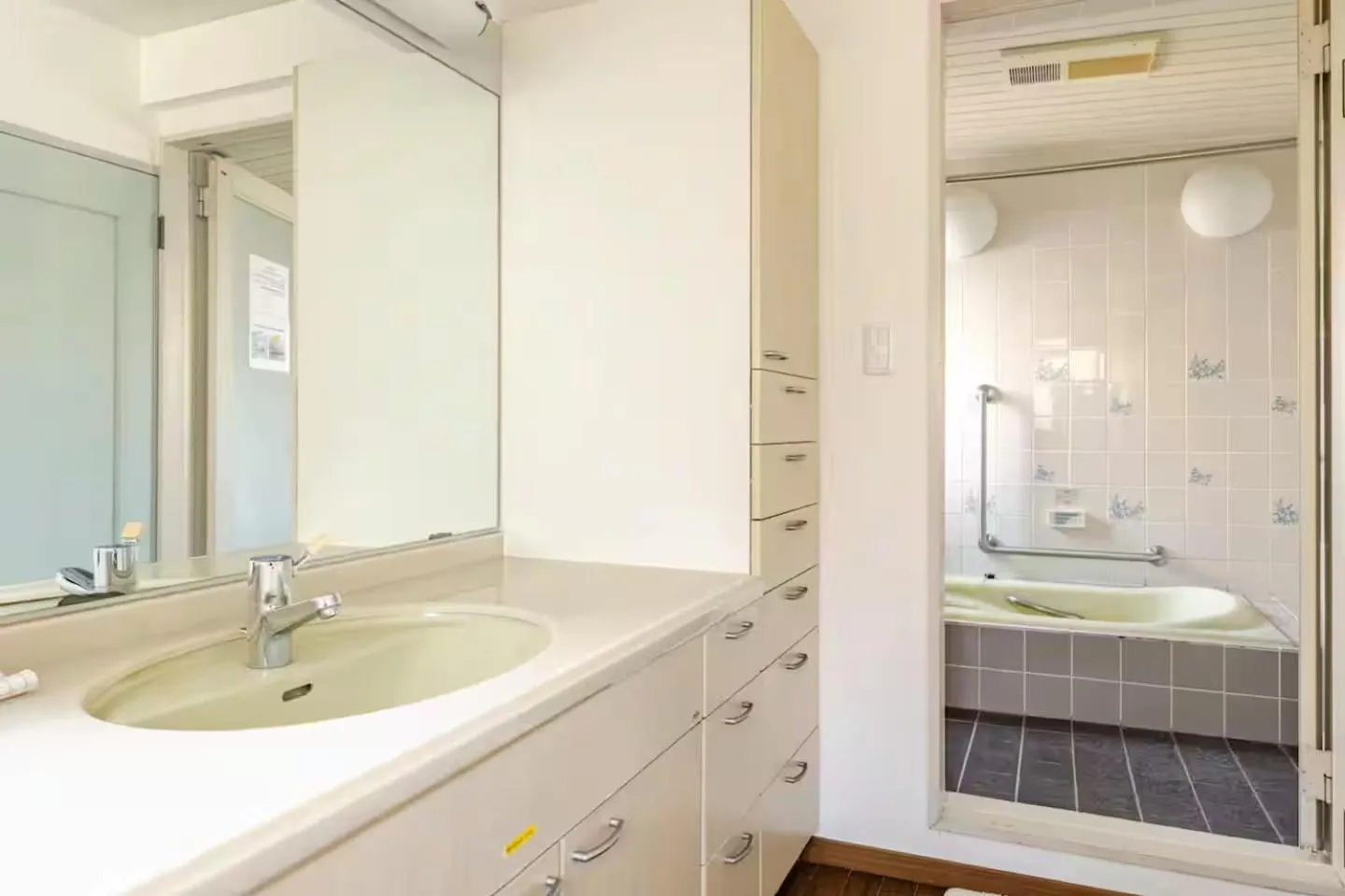 Shower in Kizen Villa