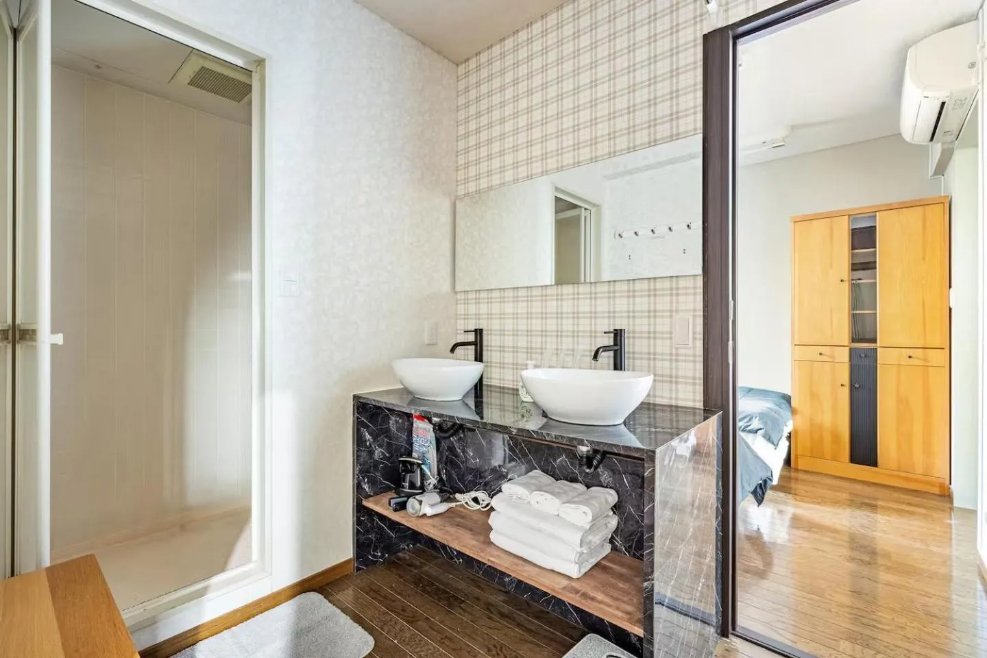 Shower in Kizen Villa