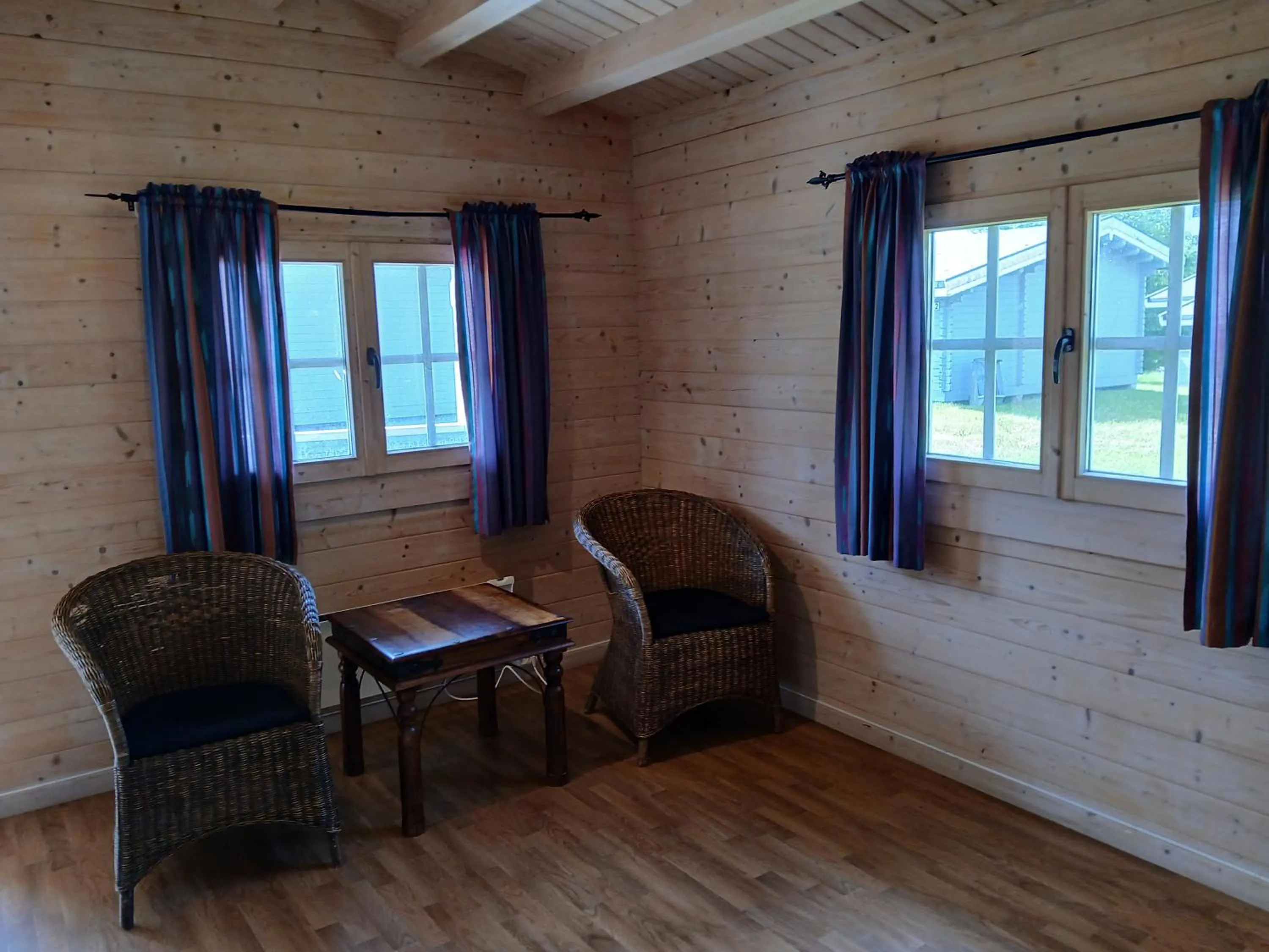 Living room in Høk Kro & Motell AS