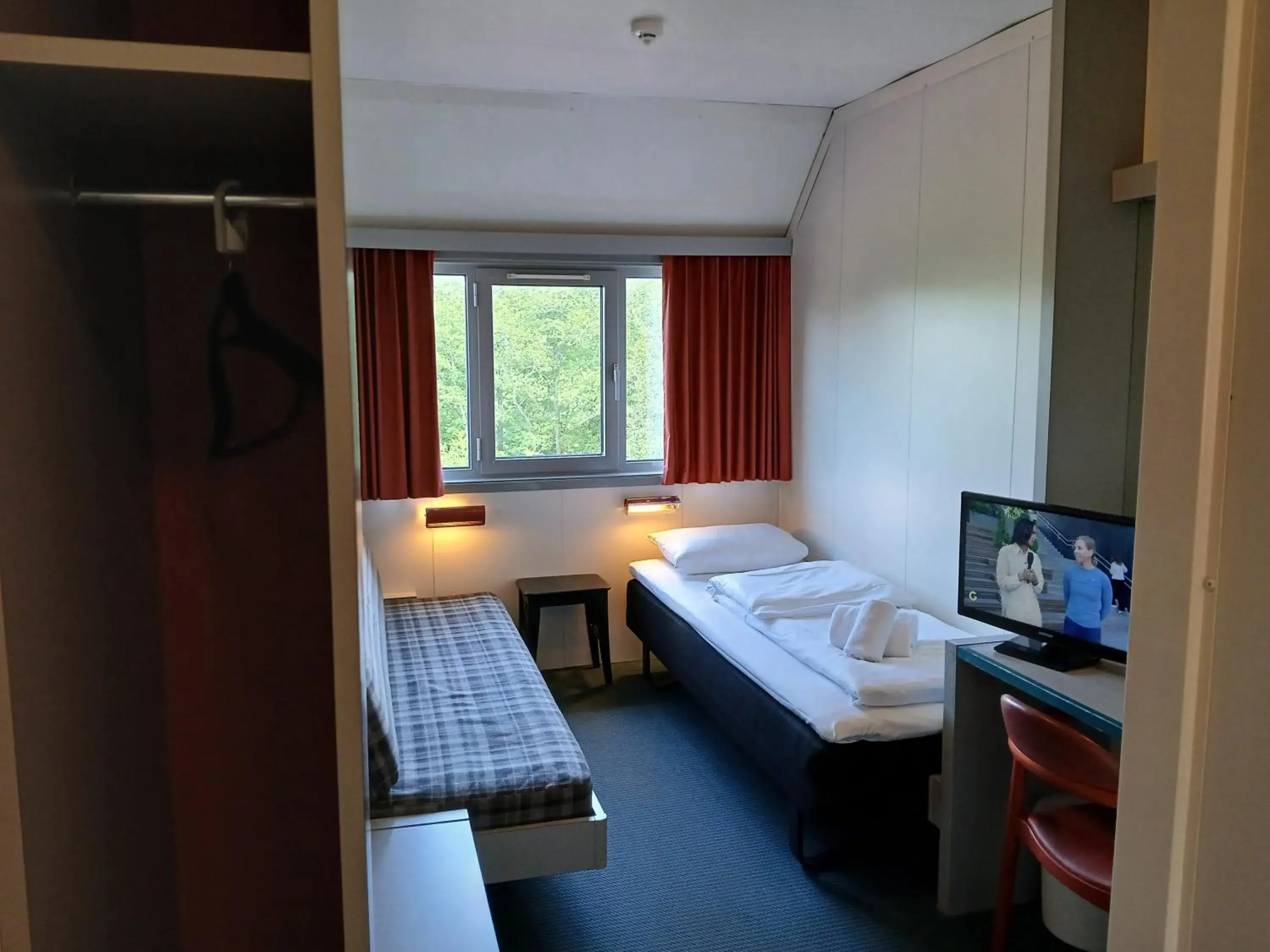 Single Room in Høk Kro & Motell AS Single Room in Høk Kro & Motell AS