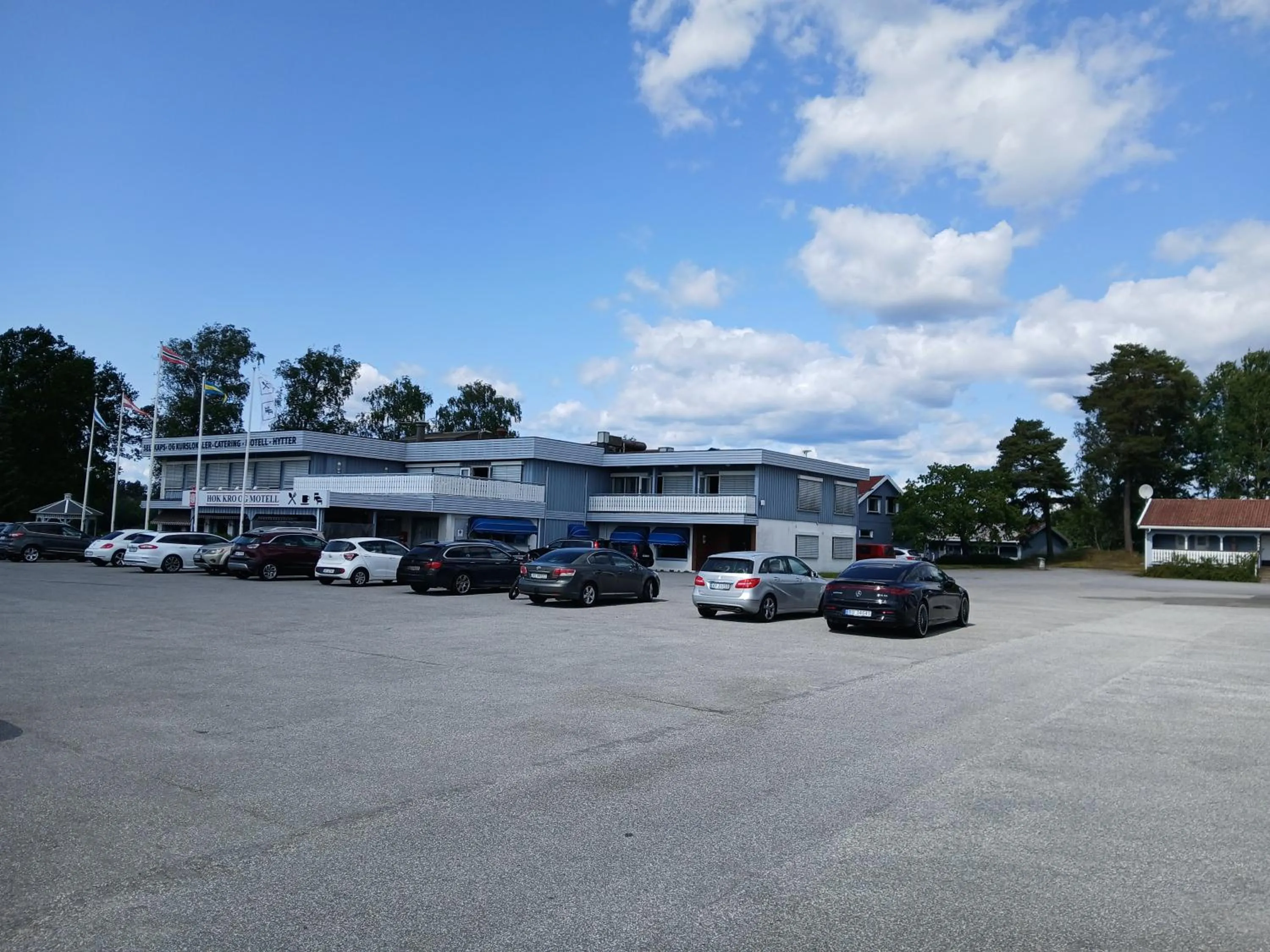 Property building in Høk Kro & Motell AS