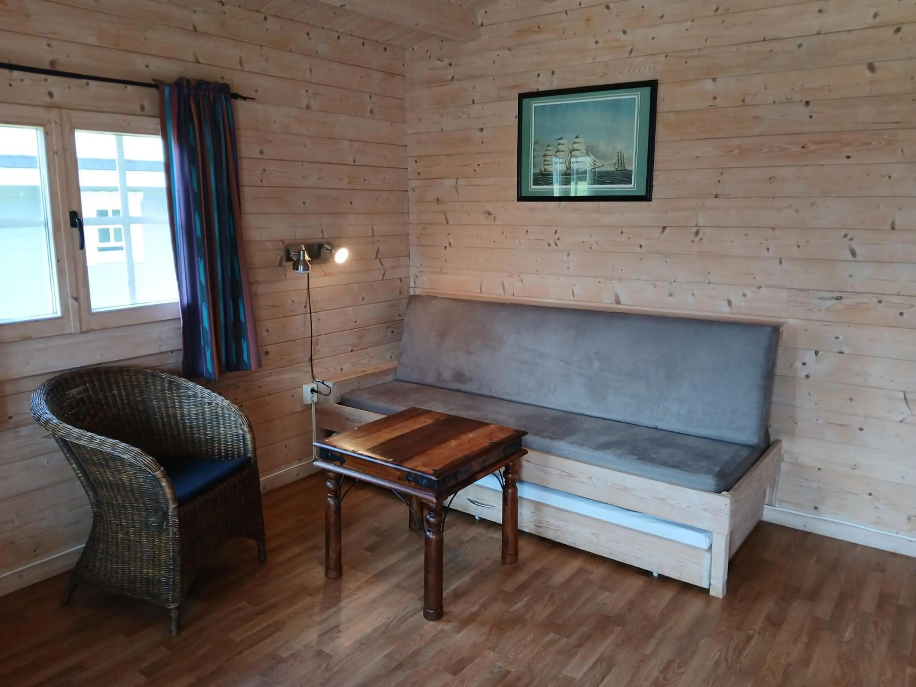 Living room in Høk Kro & Motell AS