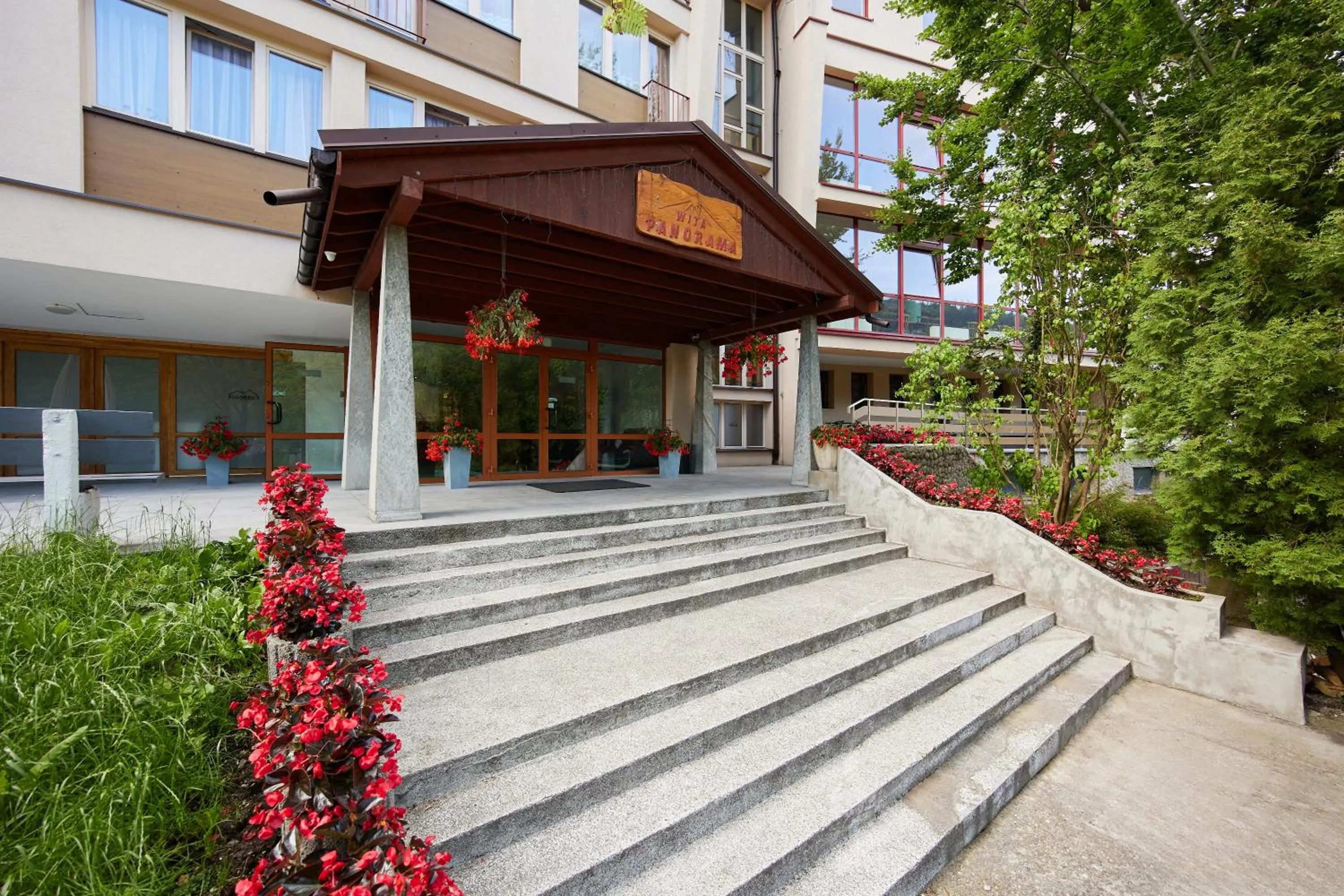 Facade/entrance in Ośrodek Wczasowy PANORAMA Szczyrk