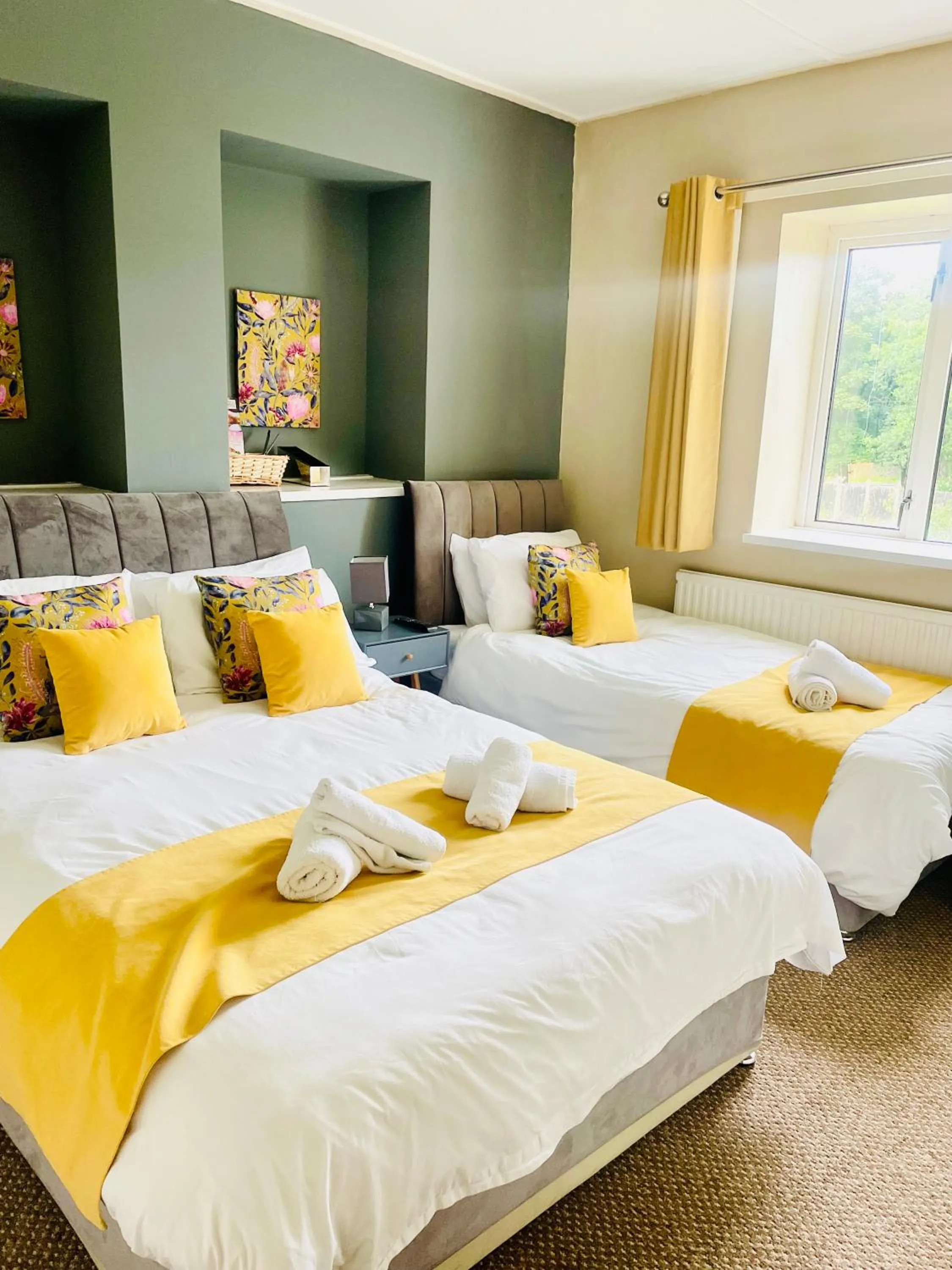 Bed in Stag & Pheasant inn