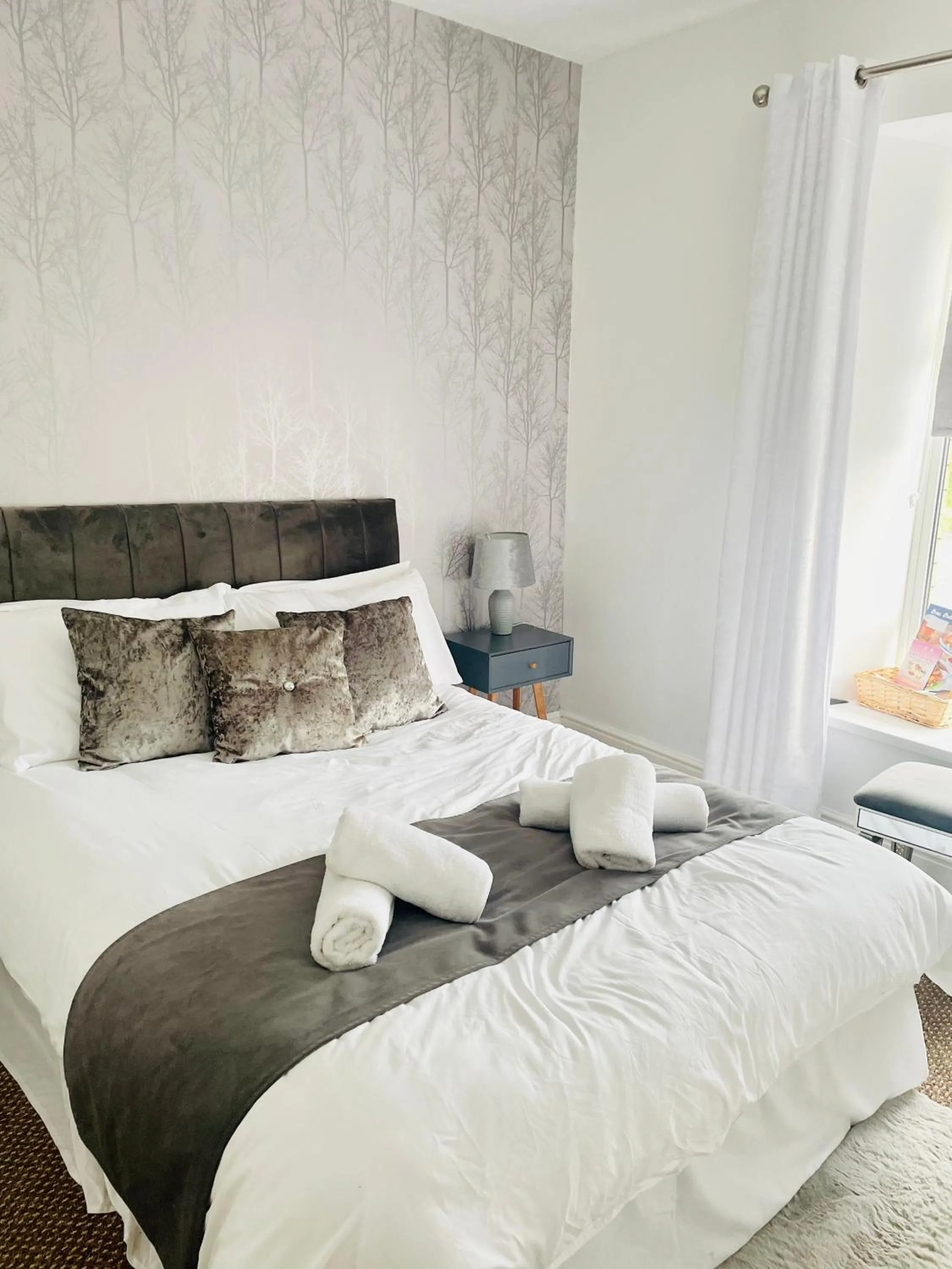 Bed in Stag & Pheasant inn