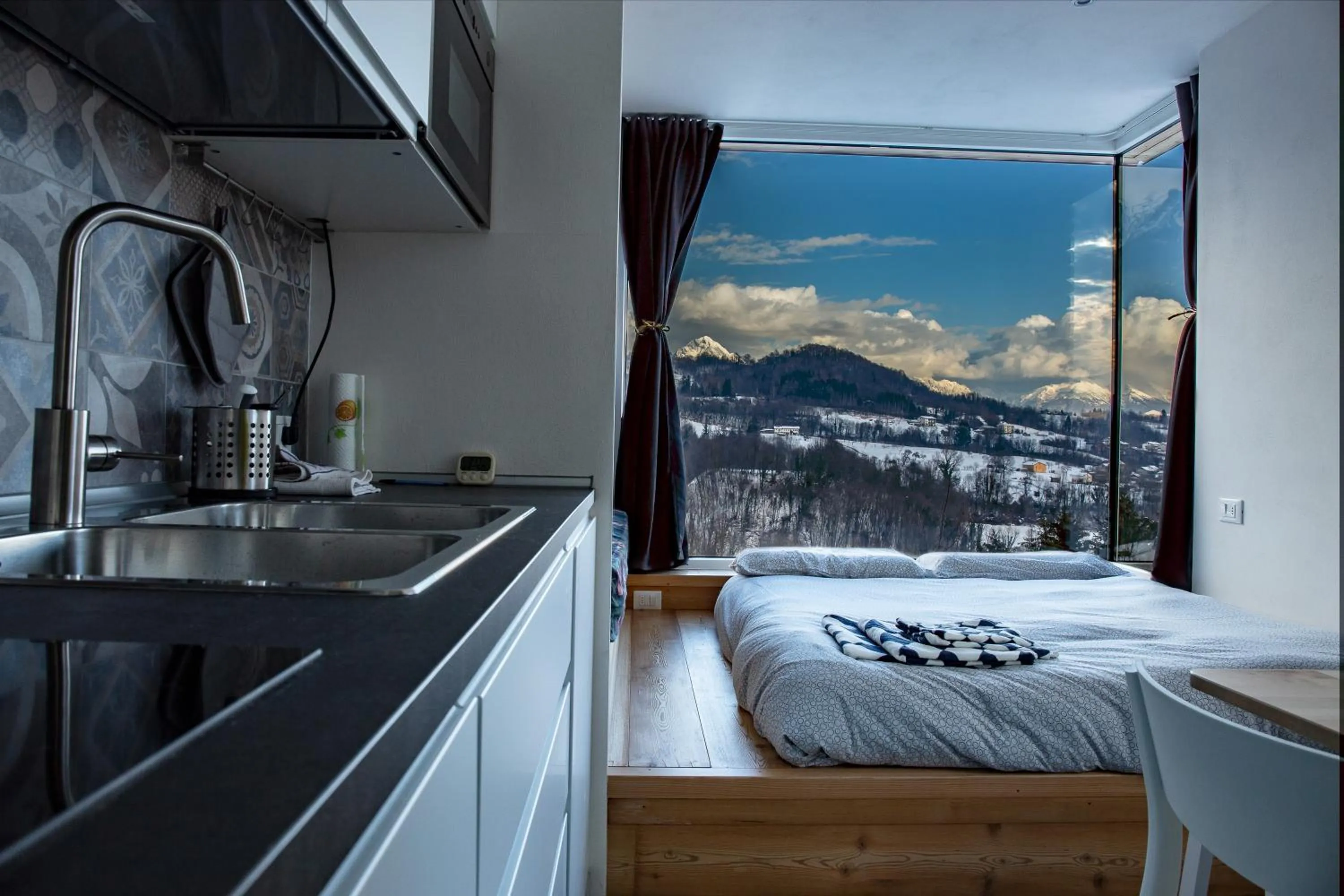 Suite with Mountain View - single occupancy in B&B Giardini dell'Ardo