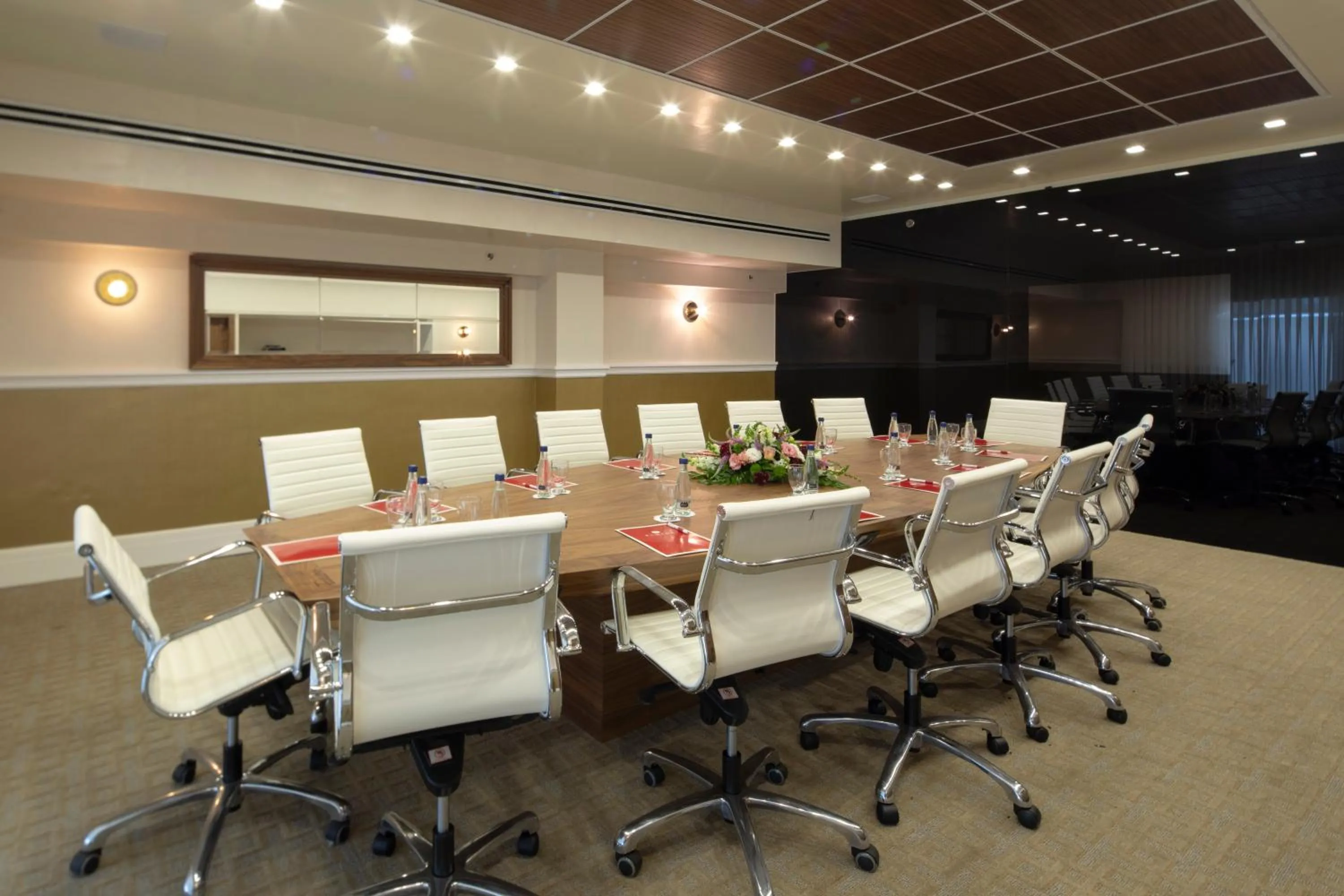 Business facilities in Ramada Jerusalem Hotel