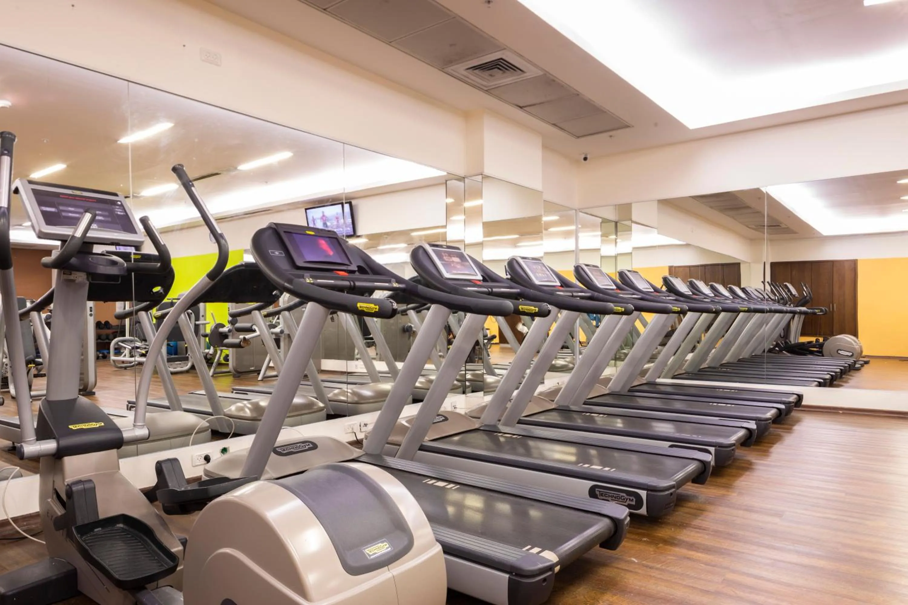 Fitness centre/facilities in Ramada Jerusalem Hotel