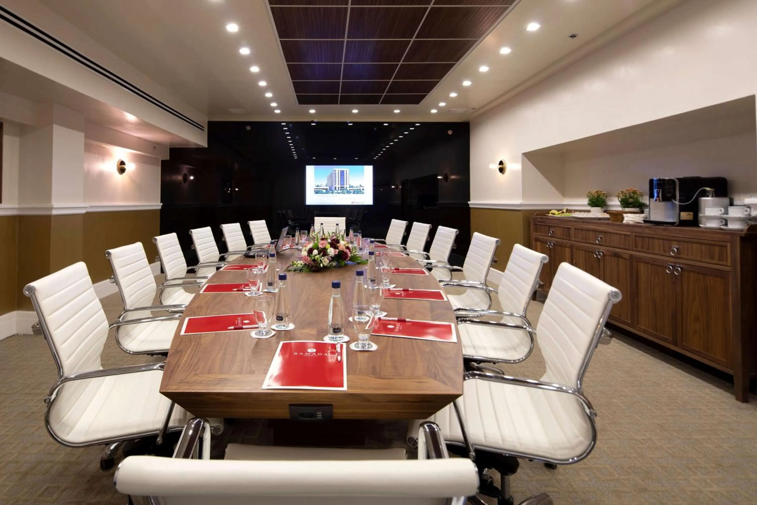Meeting/conference room in Ramada Jerusalem Hotel
